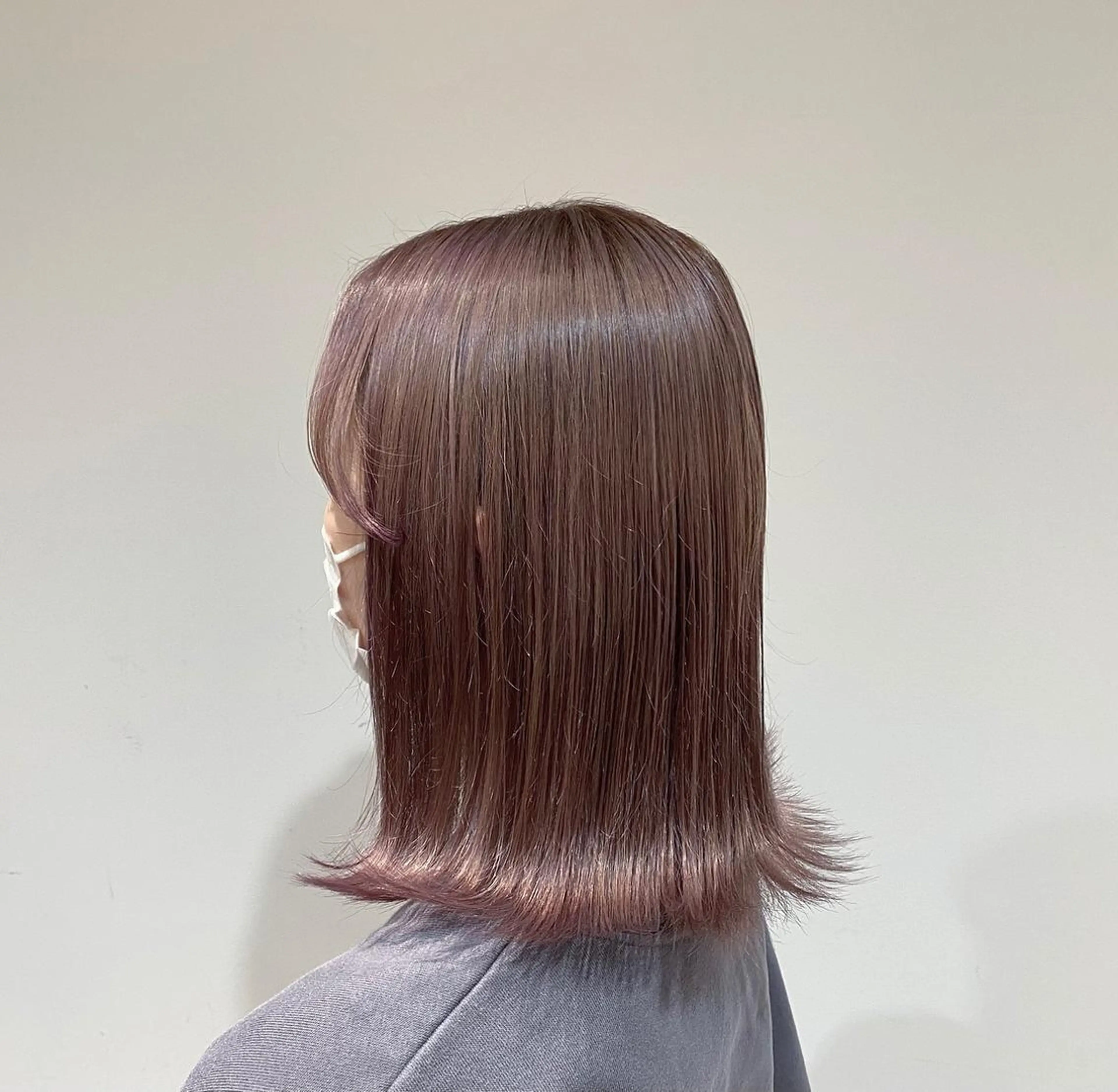 ミディアム カラー ベージュカラー ブリーチ ラベンダーカラー ラベンダーベージュ たなか もえなのヘアスタイル