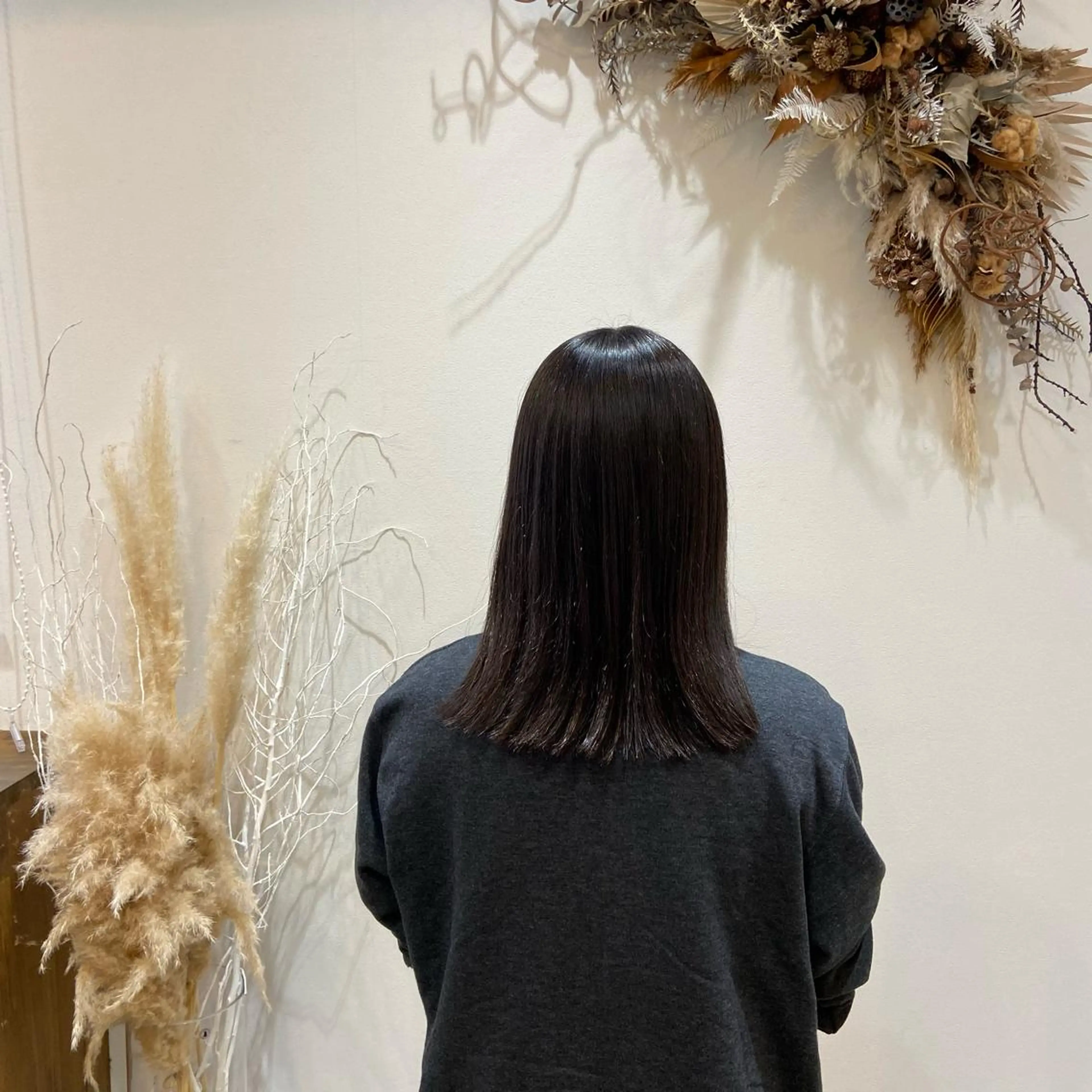 セミロング 松本 玲菜のヘアスタイル