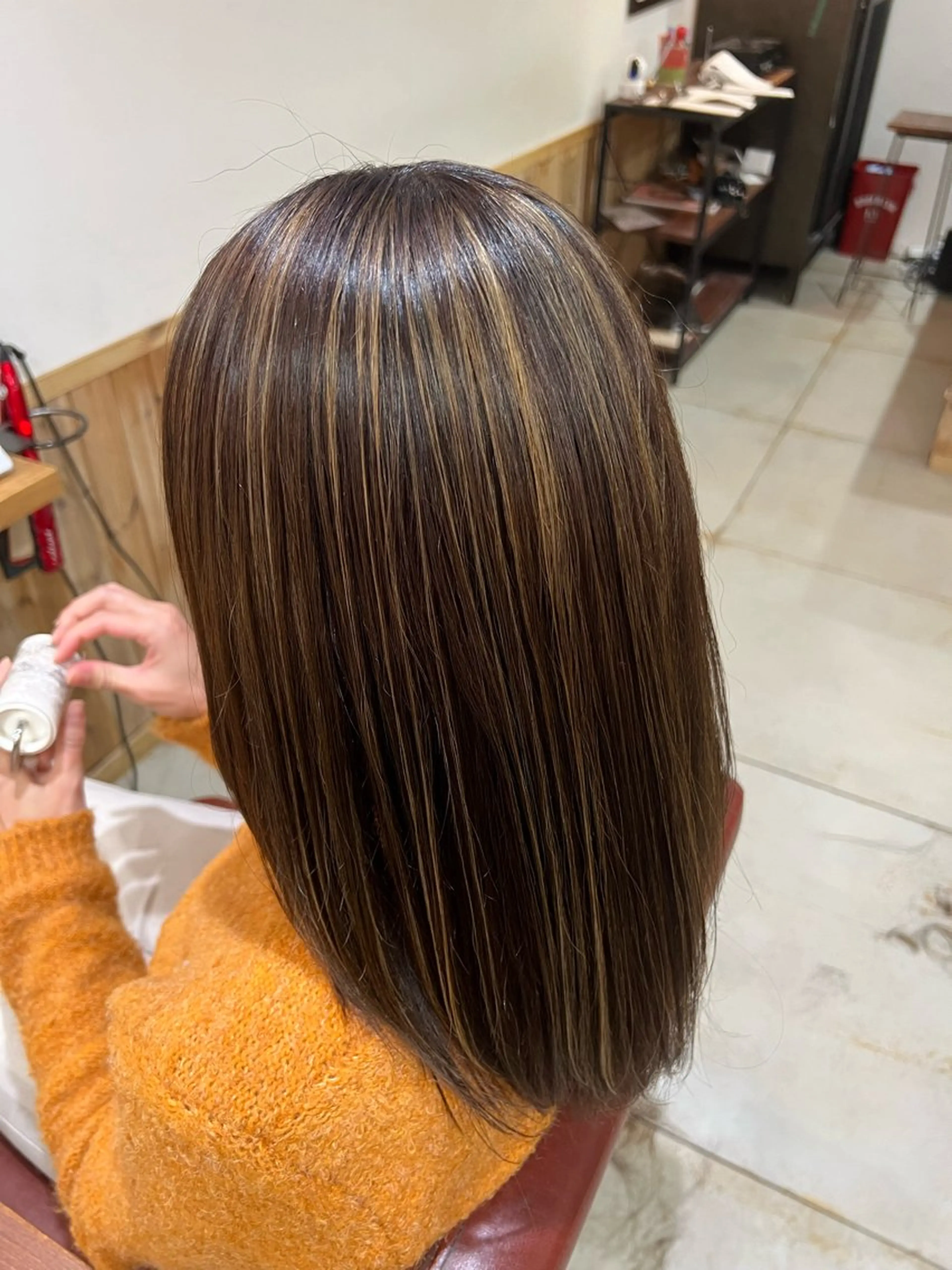 セミロング カラー ヘアカラー 🌈ダブルカラー🌈 💚みやのしんじ💚のヘアスタイル