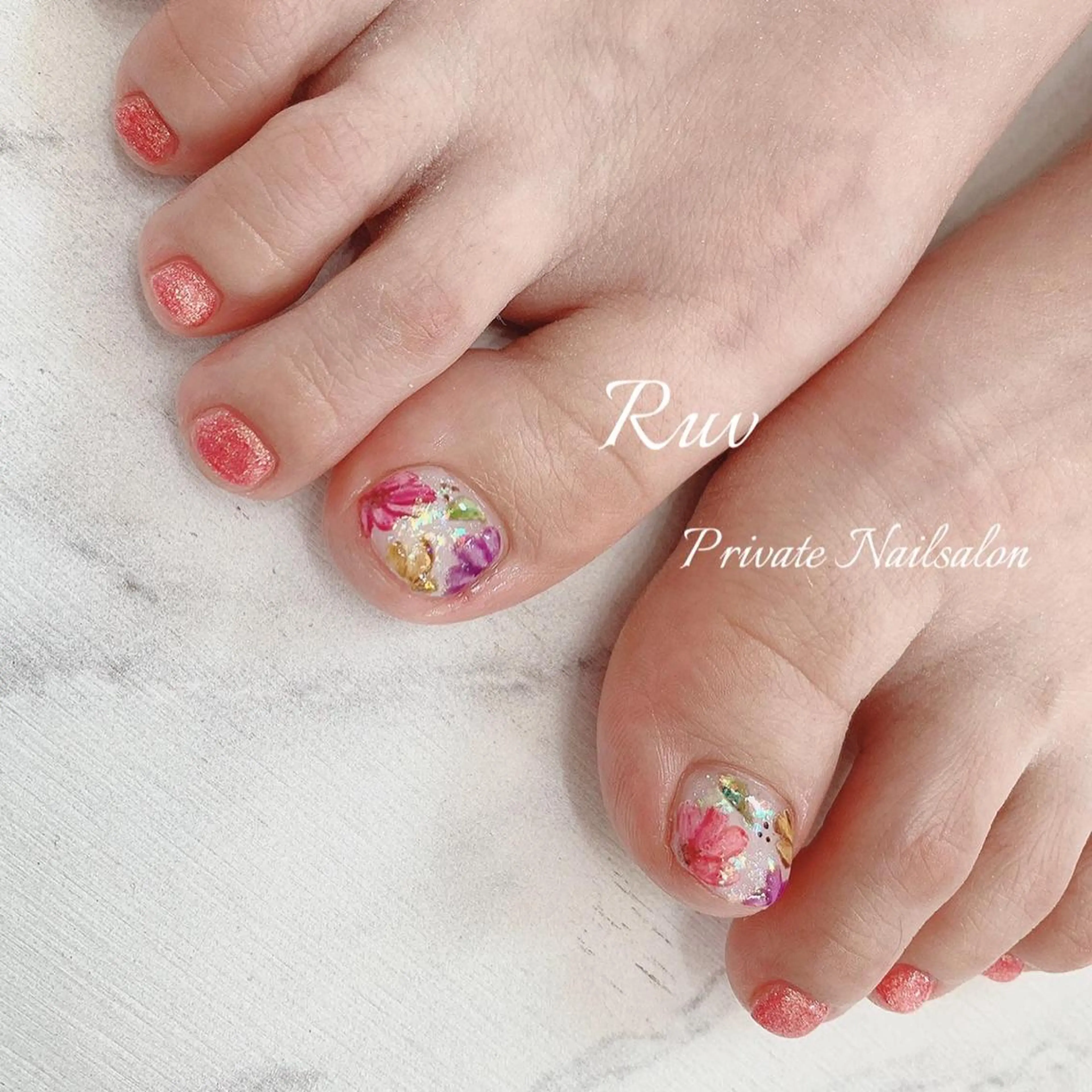 ネイル フットネイル プライベート ネイルサロン　ルヴのネイルデザイン