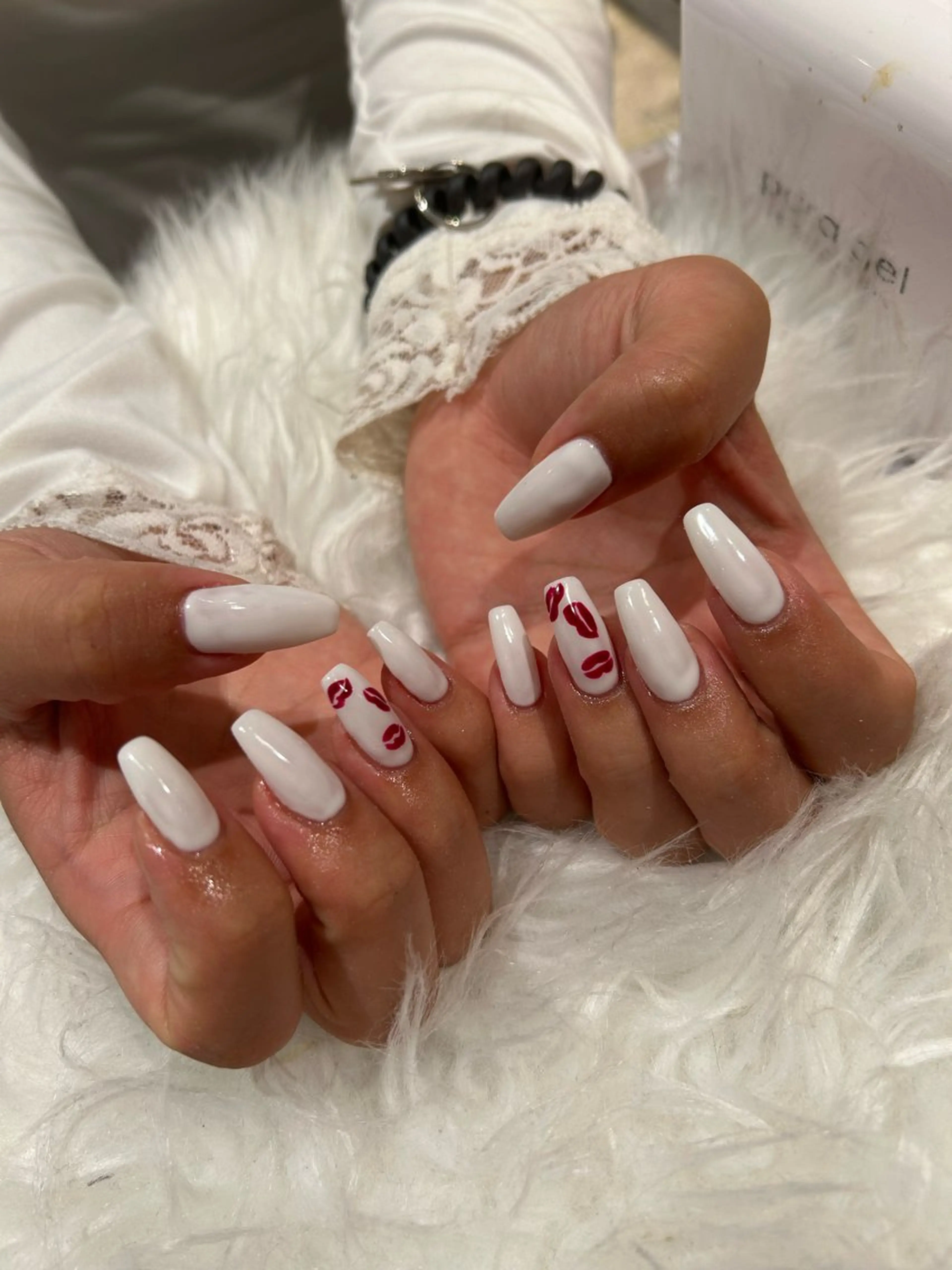 ネイル ハンドネイル ♡ハイトーン★ ネイル/しの♡のヘアスタイル