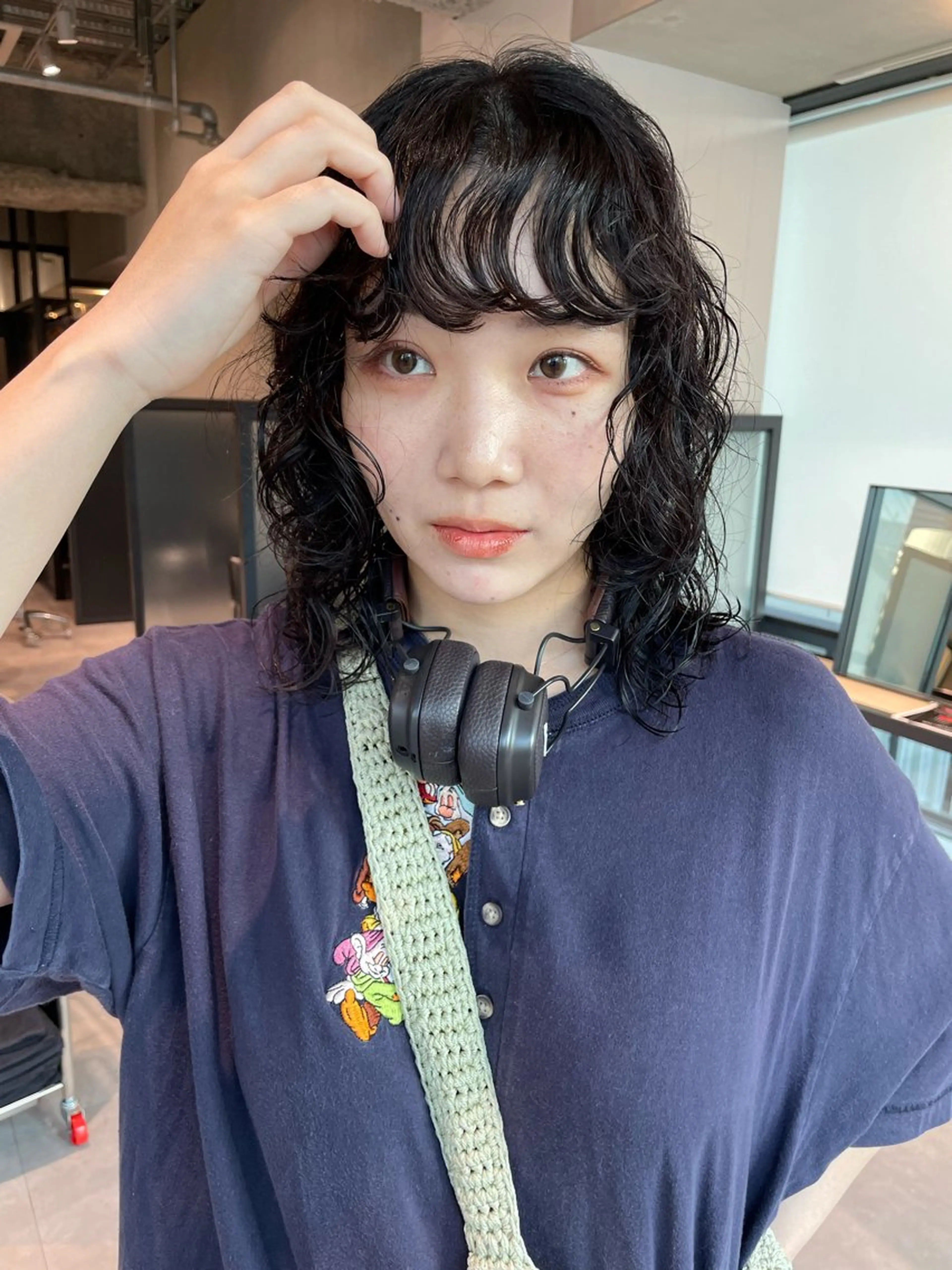 ミディアム パーマ ミディアムレイヤー ミディアムパーマ レイヤーカット Kouta/似合わせ /パーマ/カラーのヘアスタイル