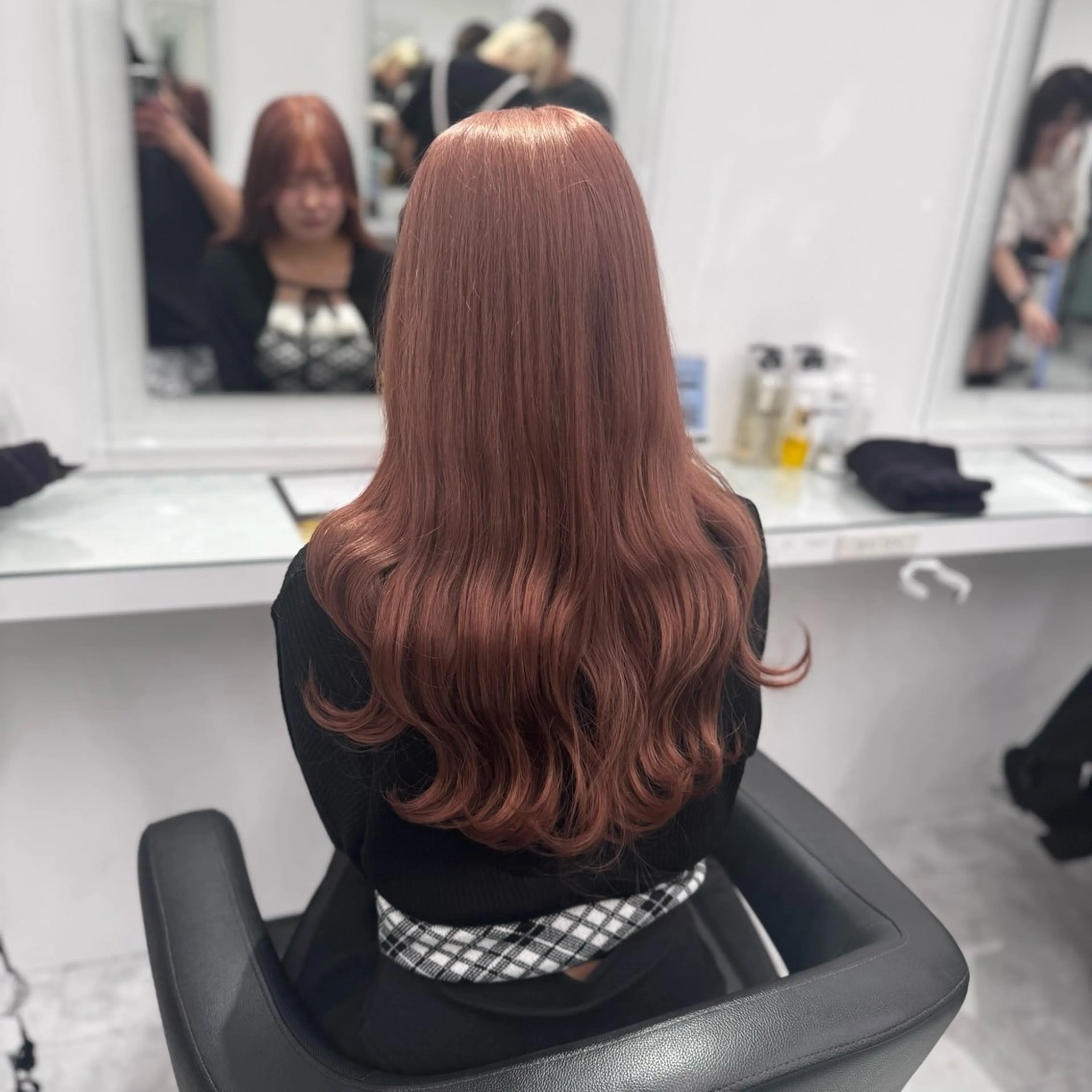 ロング カラー ヘアアレンジ カット ヘアカラー トリートメント ヘッドスパ ヘアセット 透け上品ハイトーン 職人ゆうと🤍のヘアスタイル
