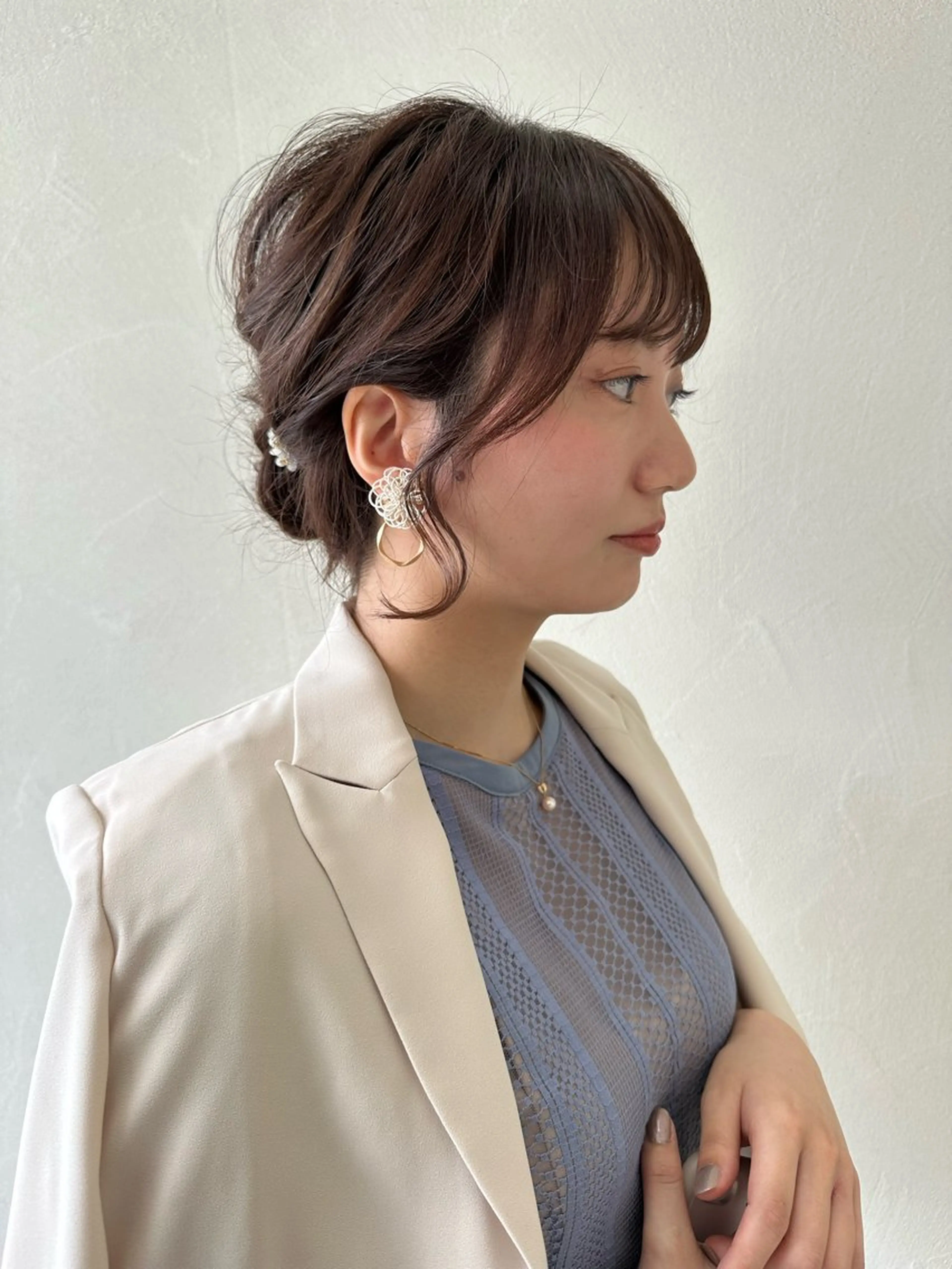 顔周りもオシャレに✨前髪カットの写真