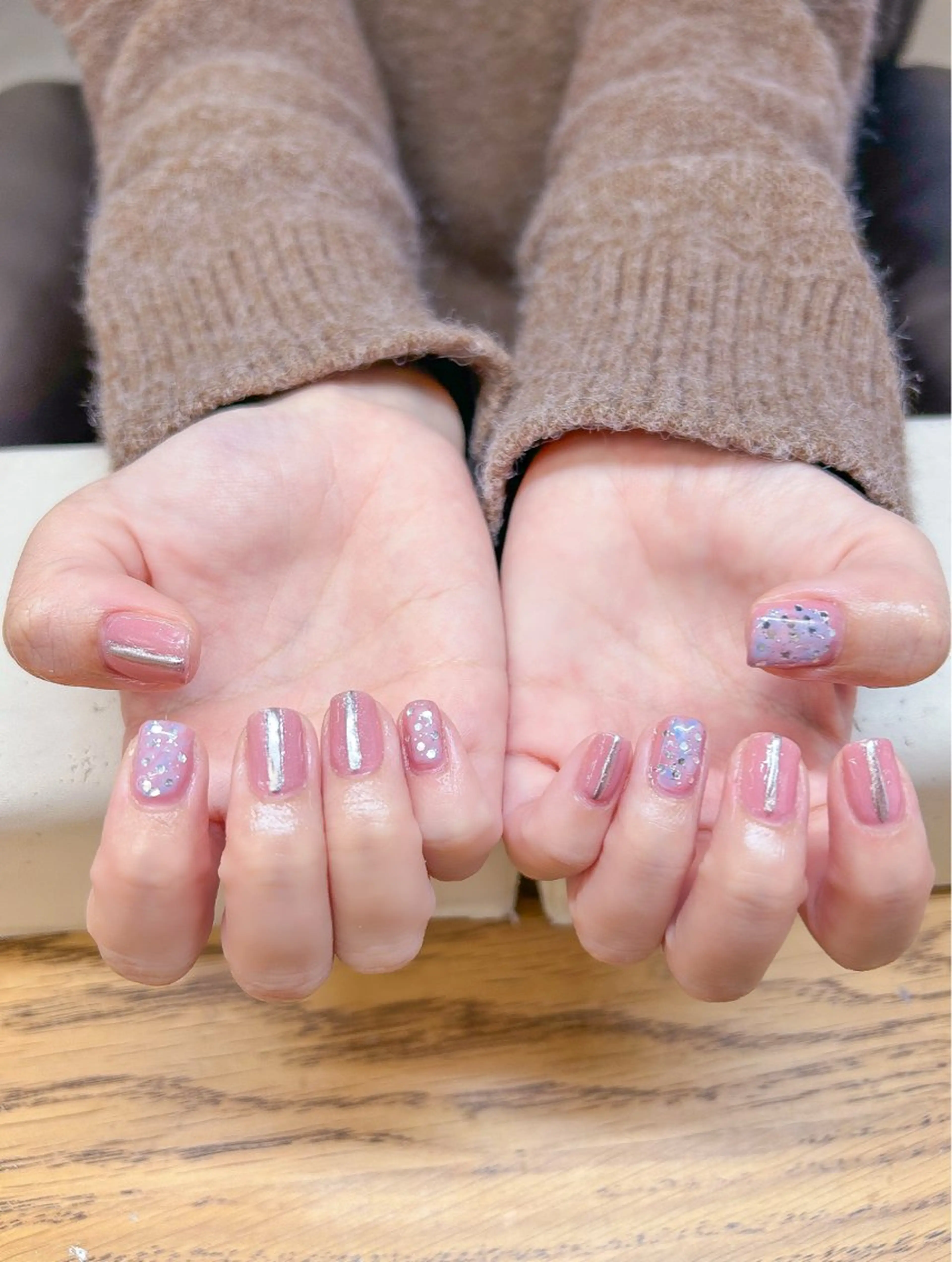 ネイル ネイルサロンエーナイン札幌大通本店所属・宇野 舞美のネイルデザイン