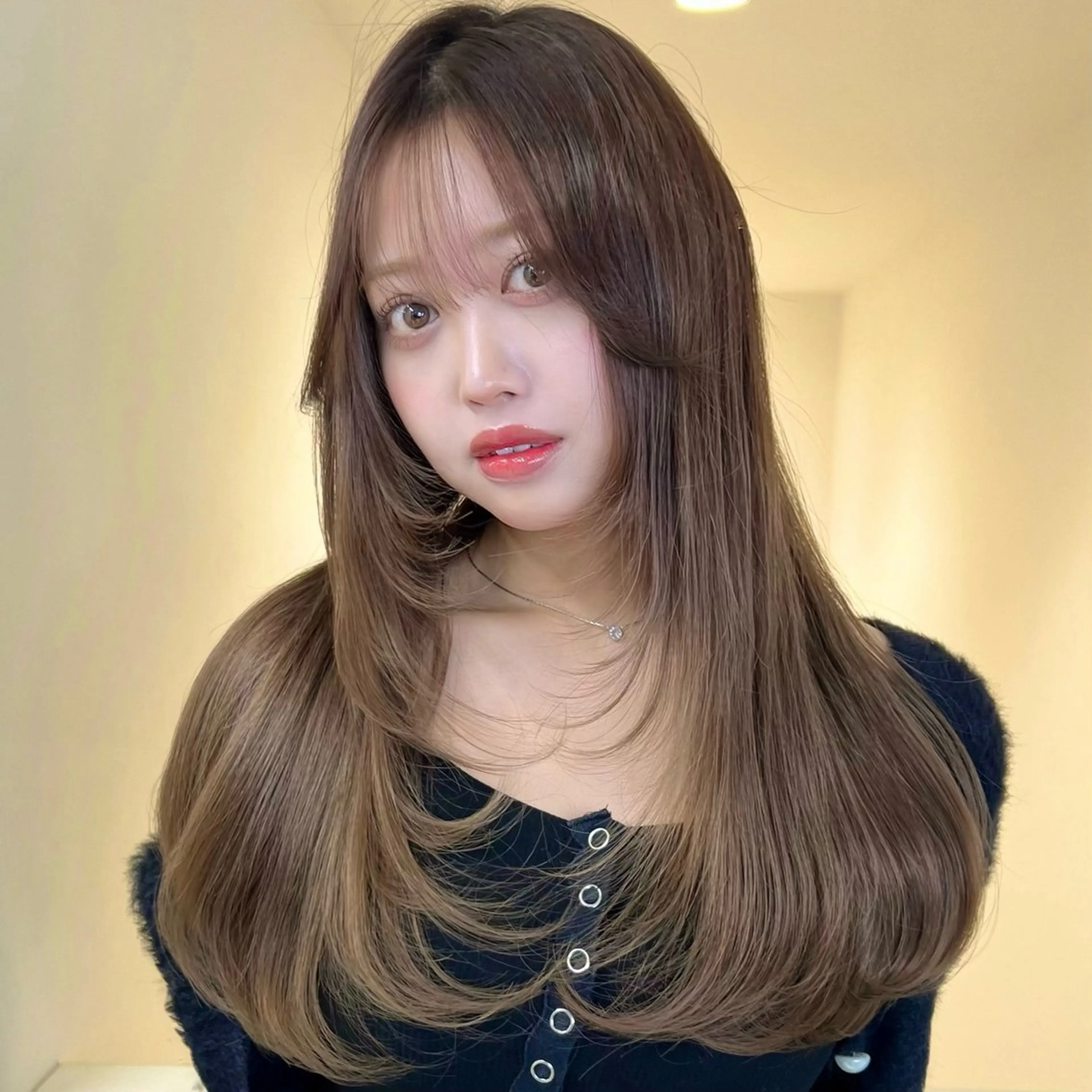 ロング くびれヘア 韓国風ヘア レイヤーカット 小顔カット カット ヘアカラー AI TOKYO　S所属・mizuki 【韓国レイヤー】のヘアスタイル