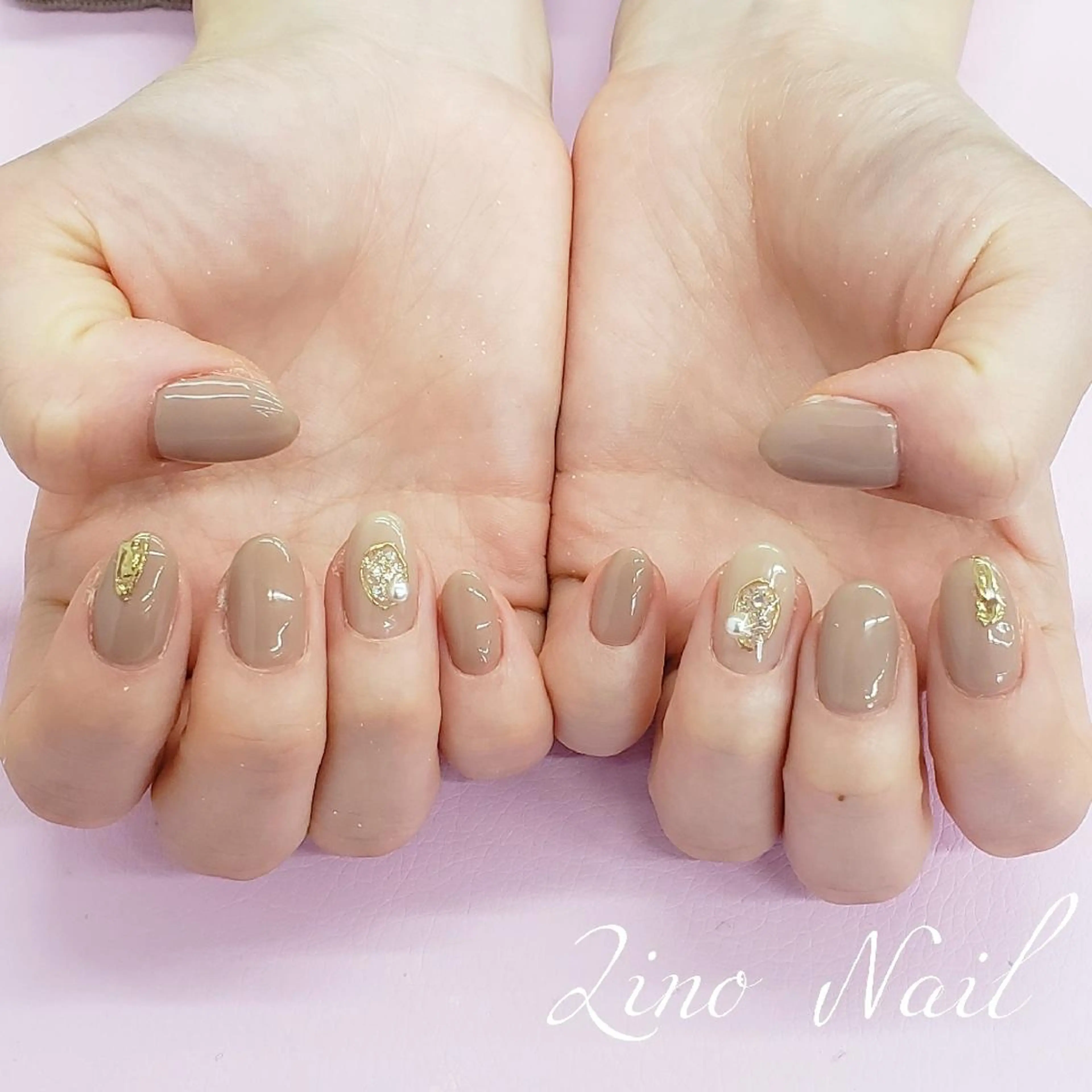 ネイル カジュアル ジェルネイル キラキラネイル ラメ(グリッター) マットネイル Lino Nailのネイルデザイン