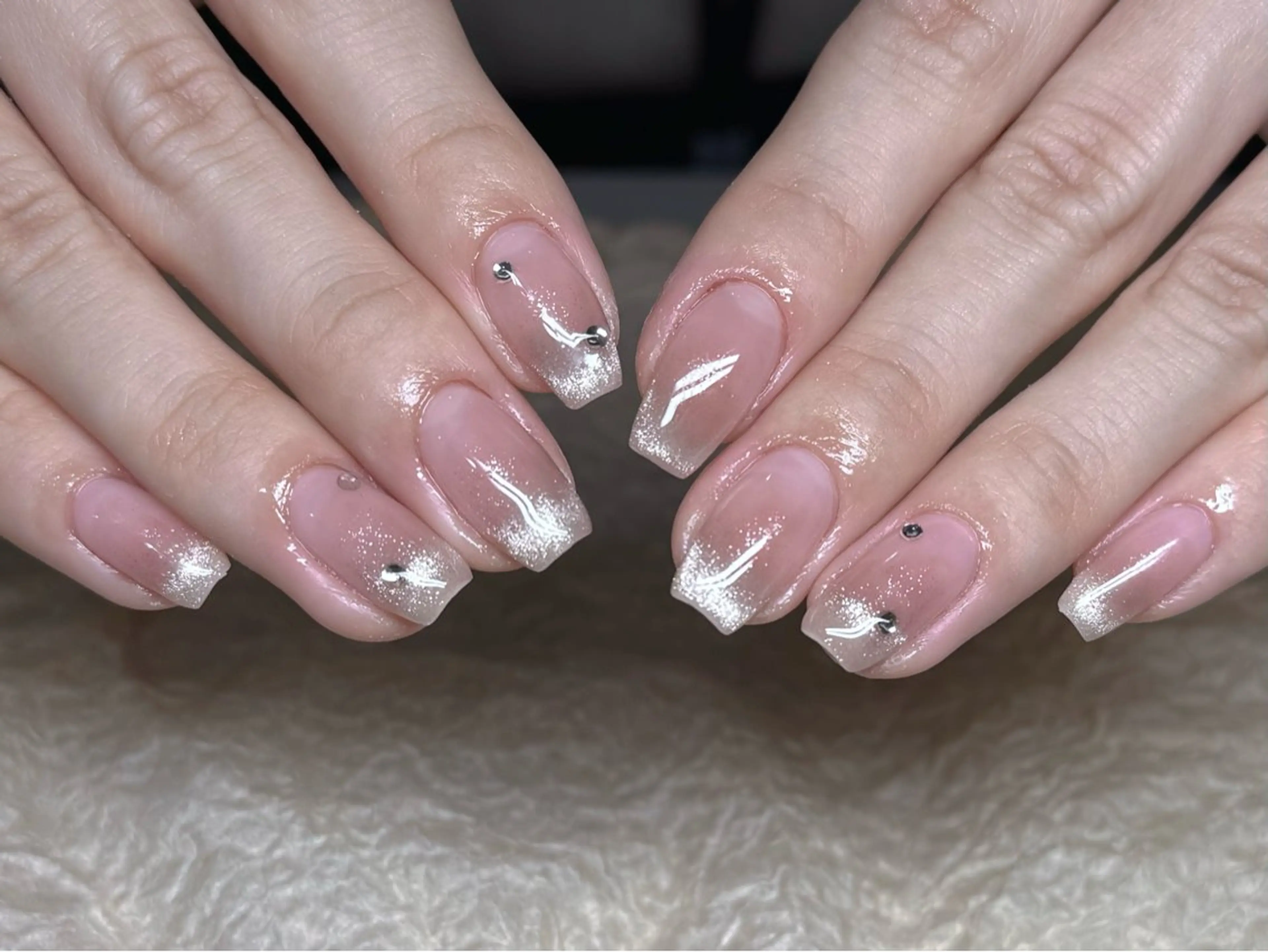 ネイル E.N🦋 長さ出し/持ち込みのネイルデザイン