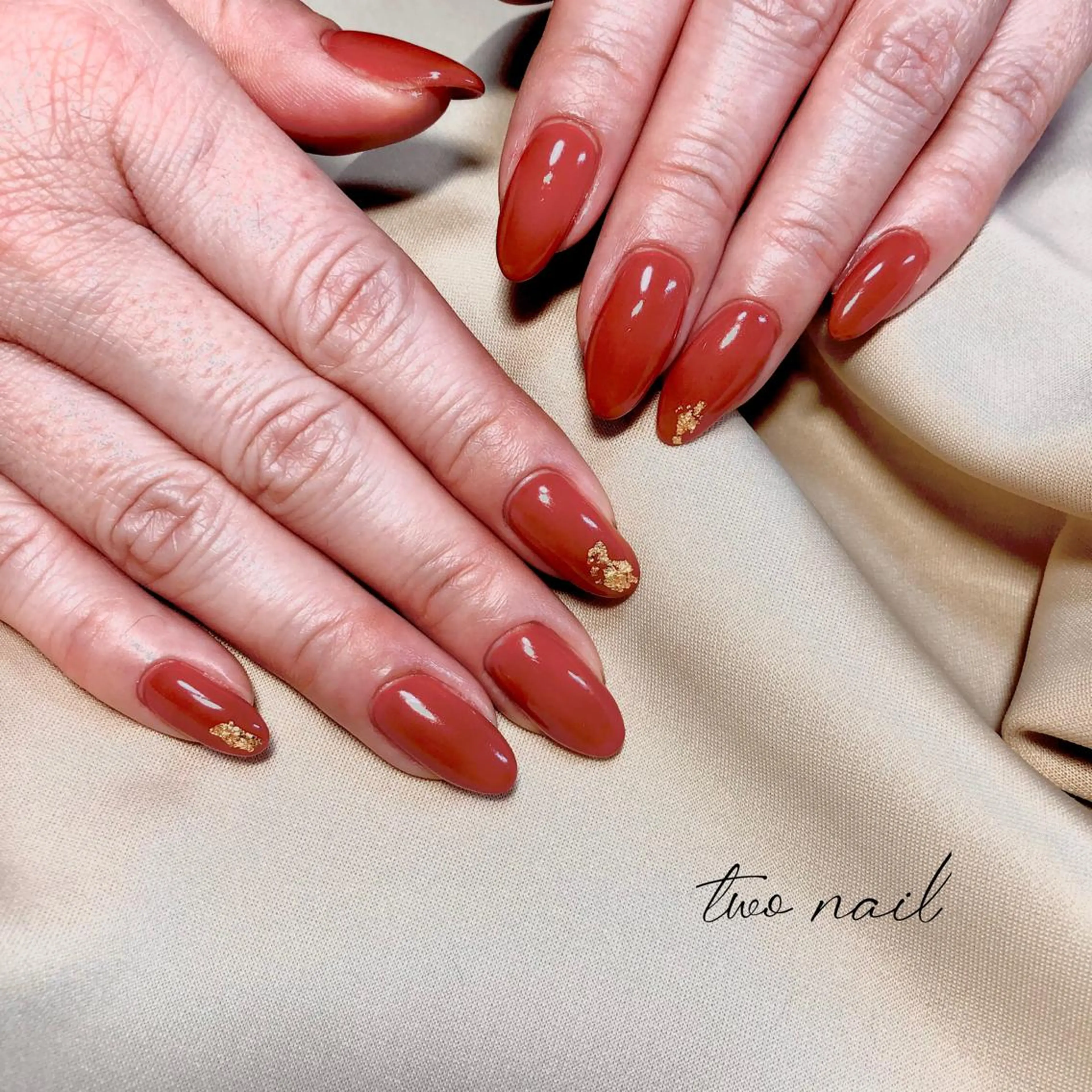 ネイル アートネイル ブラウン フットネイル ハート ニュアンスネイル ハンドネイル two nailのネイルデザイン