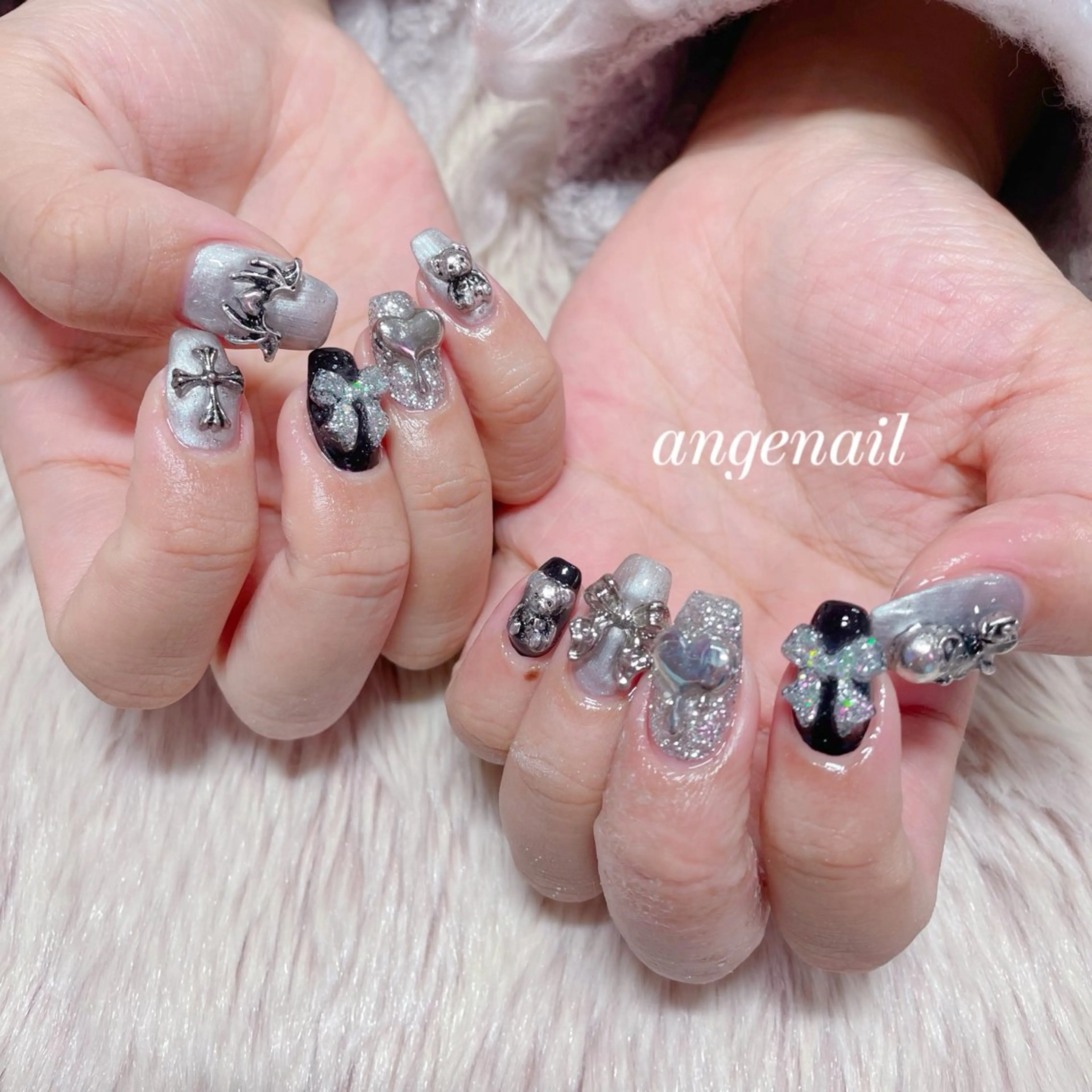 ネイル ハンドネイル オーナーネイリスト MAKIのネイルデザイン