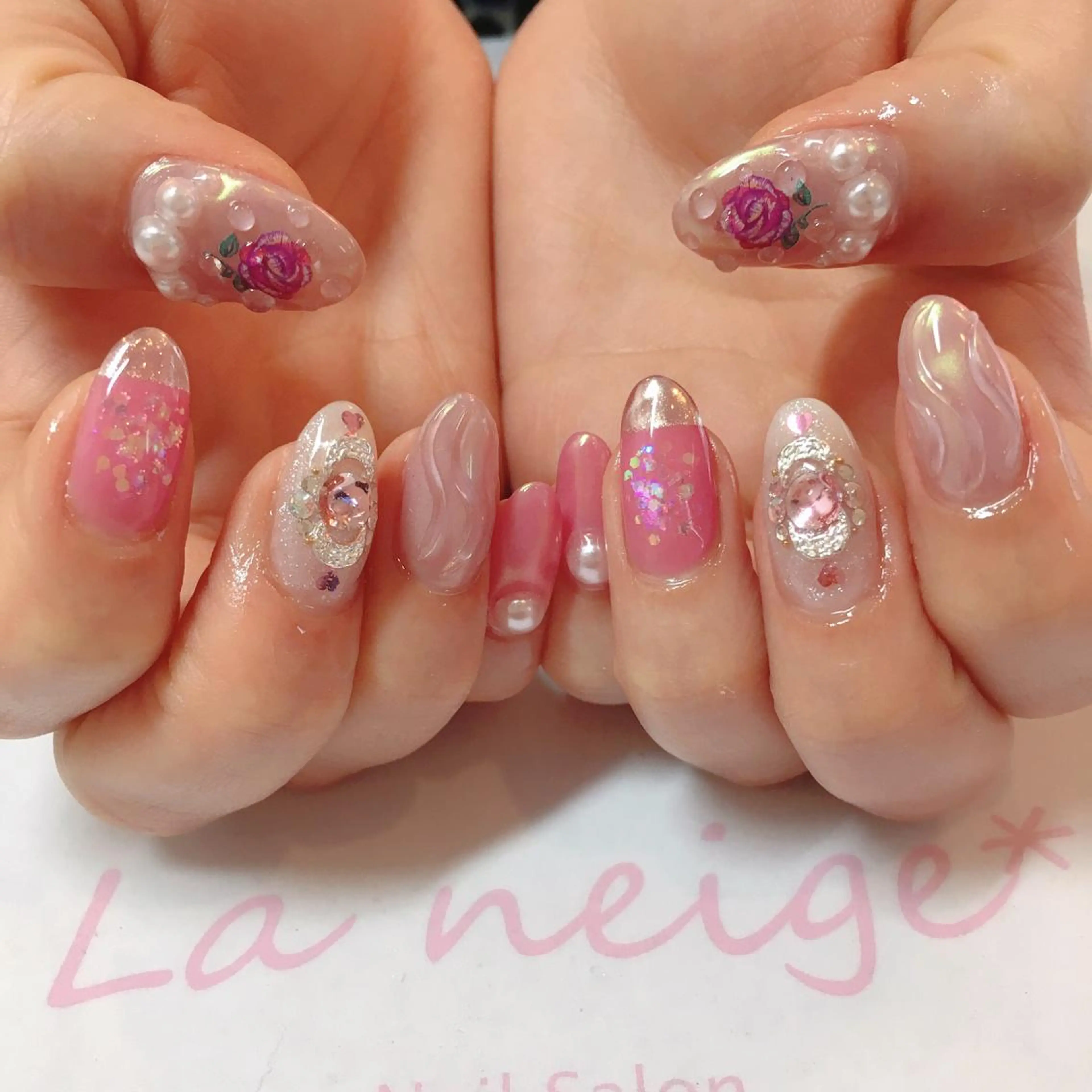 ネイル La neige* yuki 🥯🍑のネイルデザイン