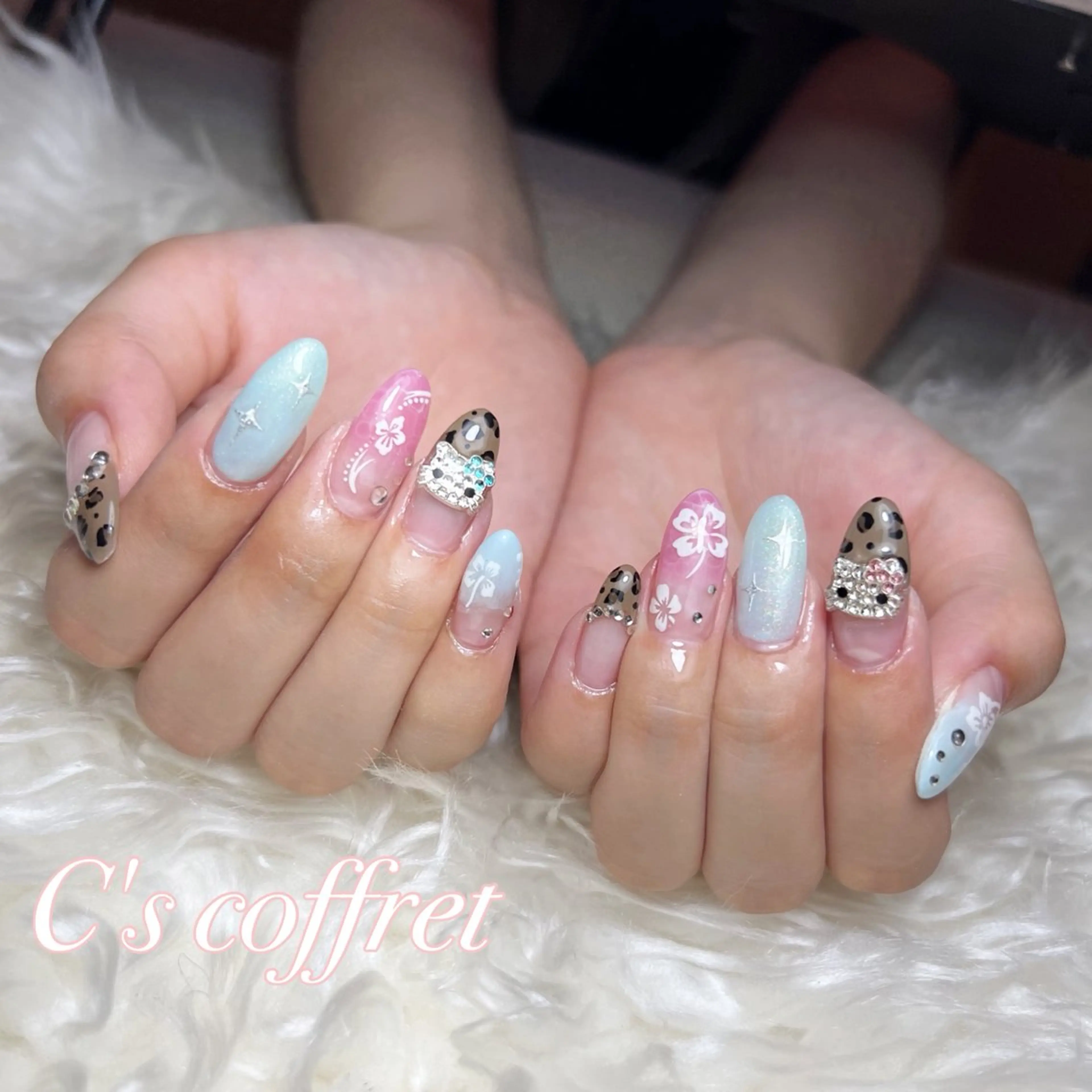 ネイル C's coffret所属・C's coffretのネイルデザイン