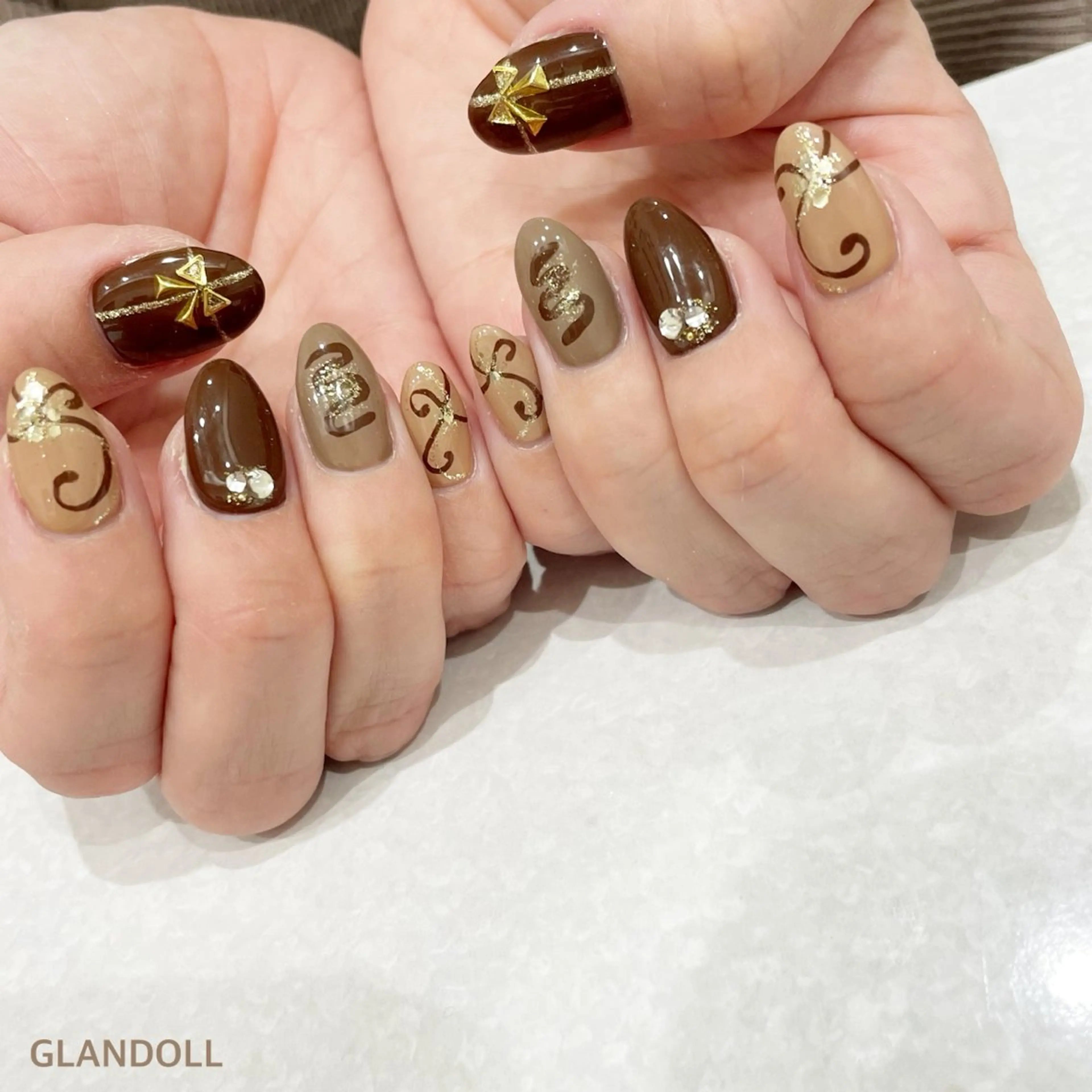 ネイル ハンドネイル GLANDOLL YURIのネイルデザイン