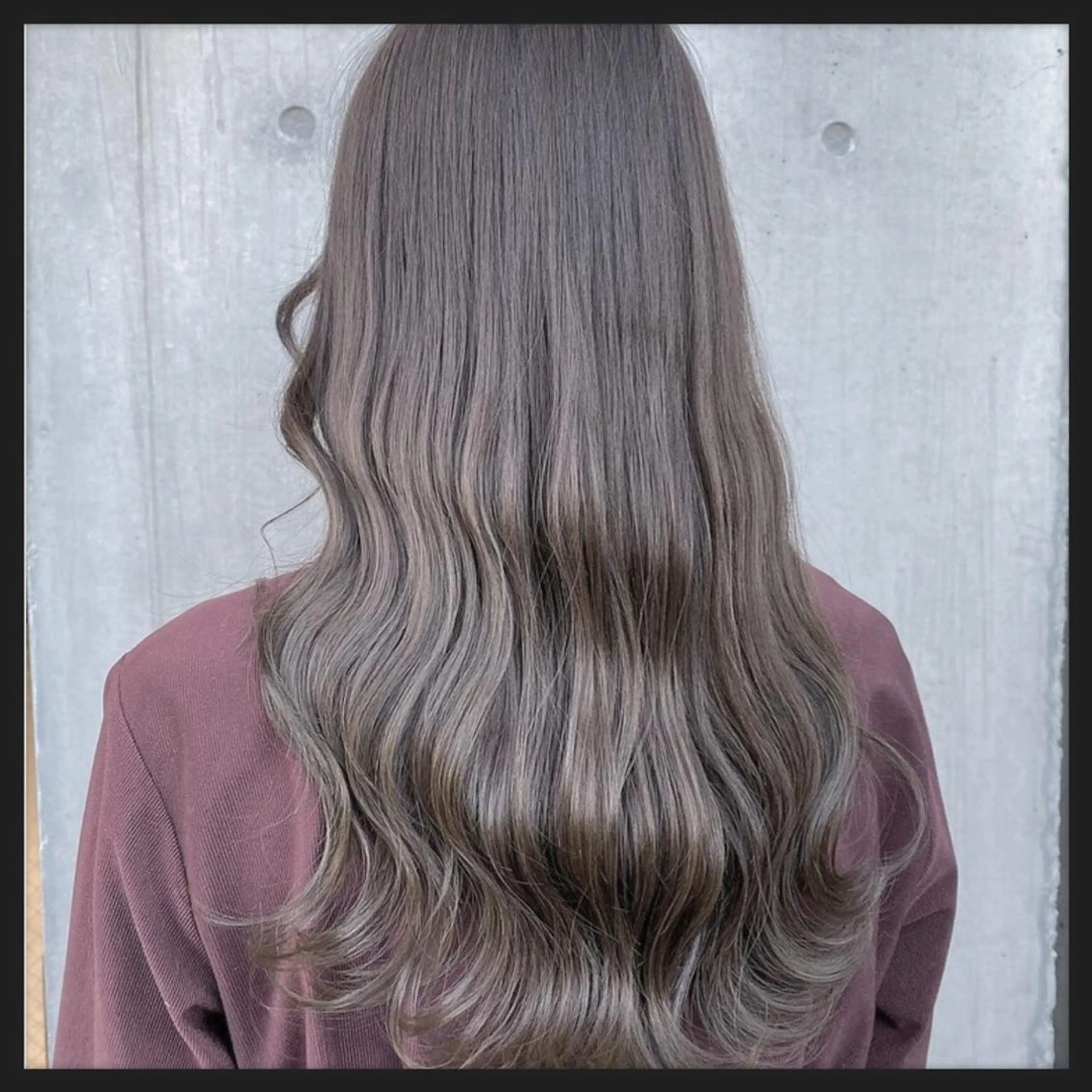 ロング カラー パーマ ヘアアレンジ メンズ キッズ ネイル マツエク・マツパ アイブロウ ヘアカラー トリートメント ヘアセット ☃️髪質改善🉐割✨ ❄️“ever”❄️のヘアスタイル