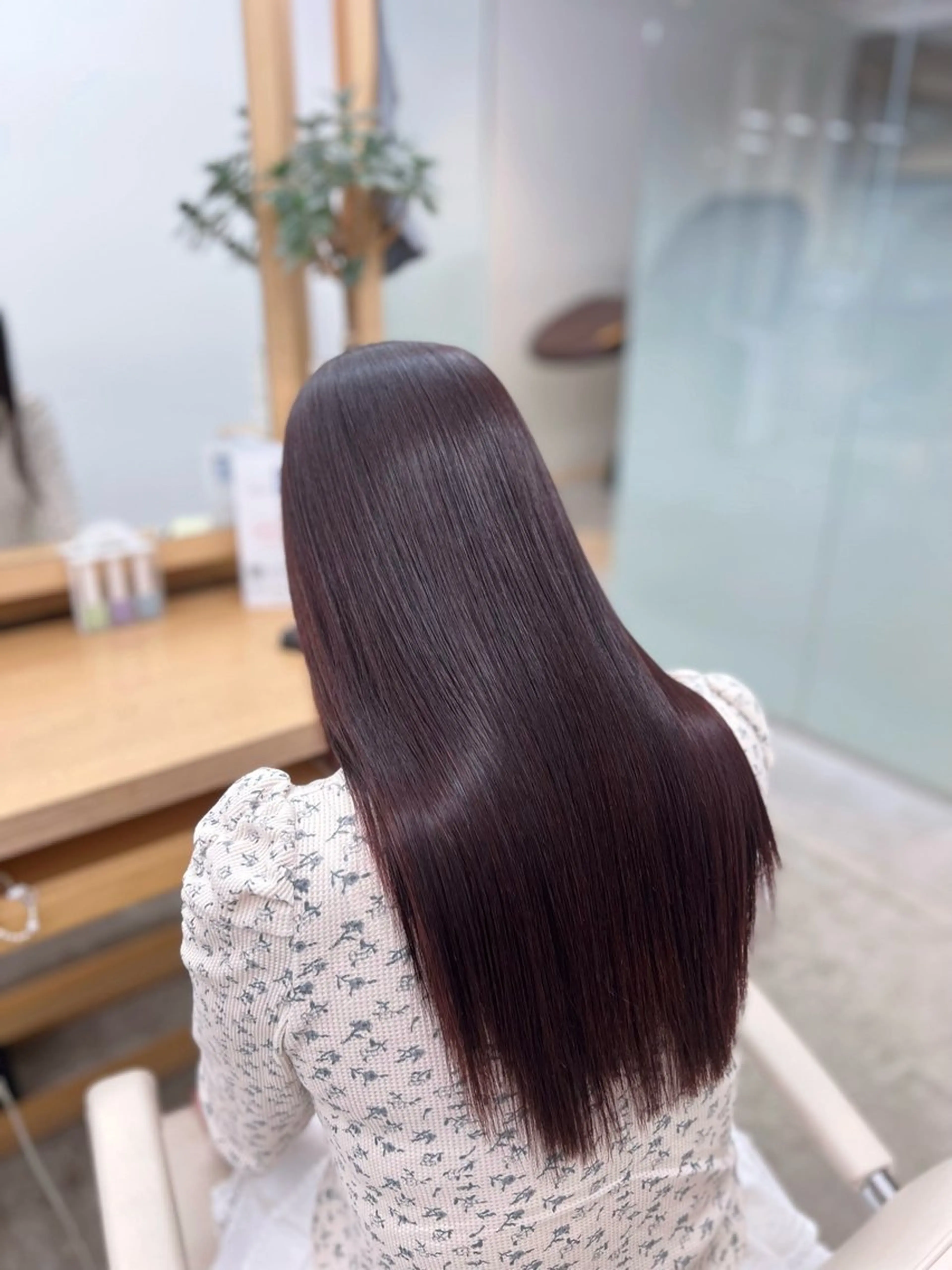 カット＋最高級髪質改善ストレート＋トリートメントの写真