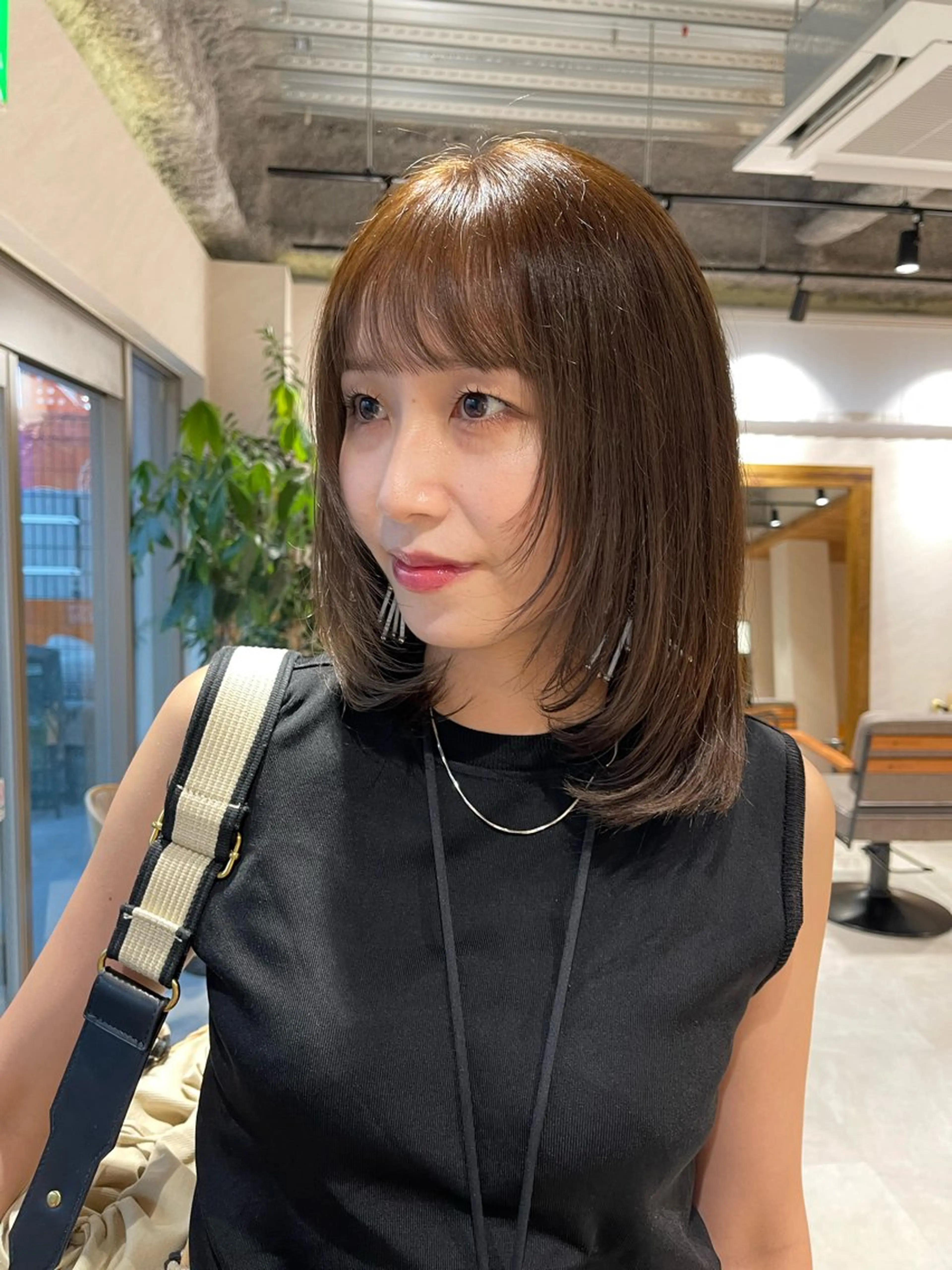 ミディアム カラー 顔まわりレイヤー 顔周りカット レイヤーカット 🩵ボブ/レイヤー /髪質改善🩵のヘアスタイル