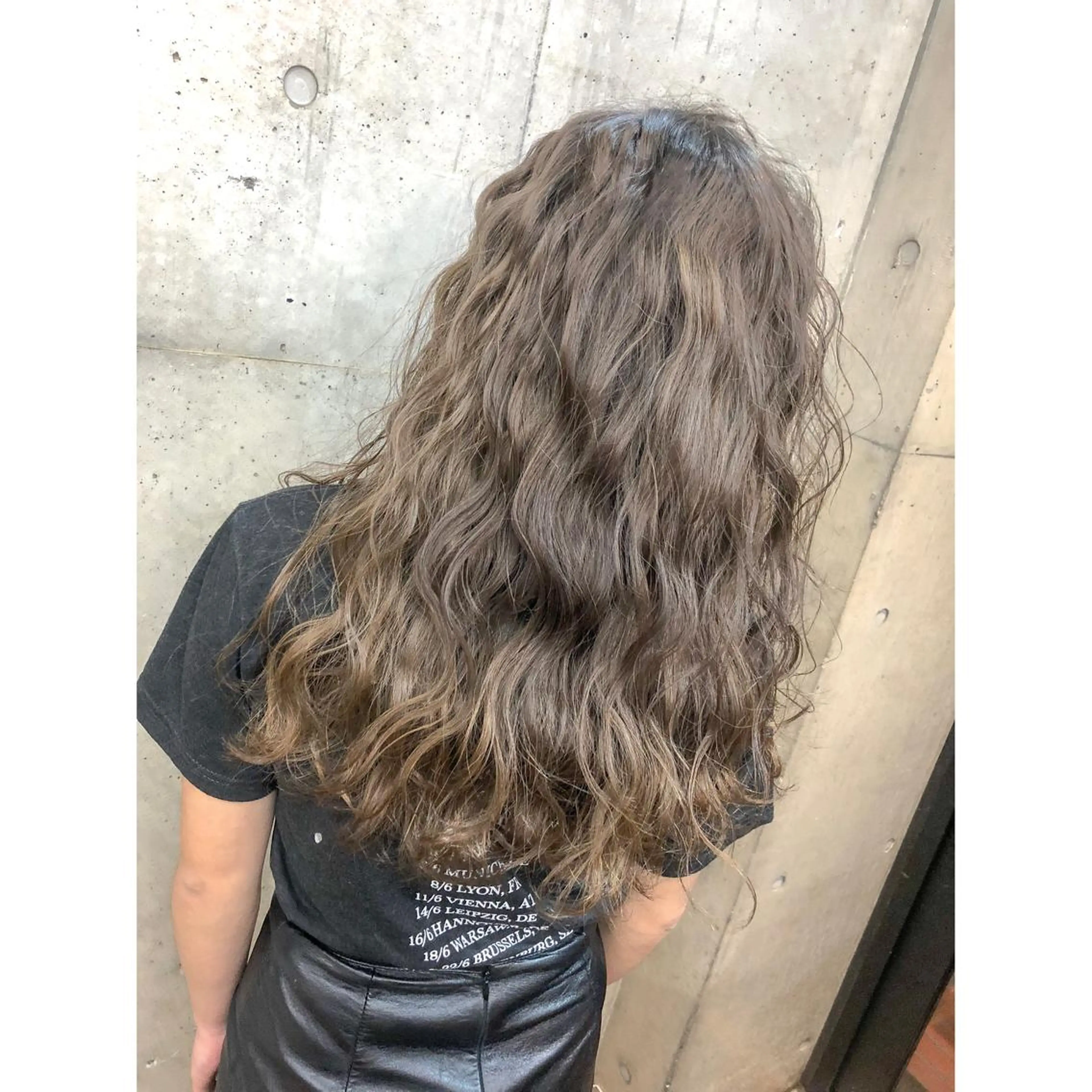ロング カラー ベージュカラー カット ヘアカラー トリートメント ヘアセット センスをお届けします 大谷将生INFPのヘアスタイル