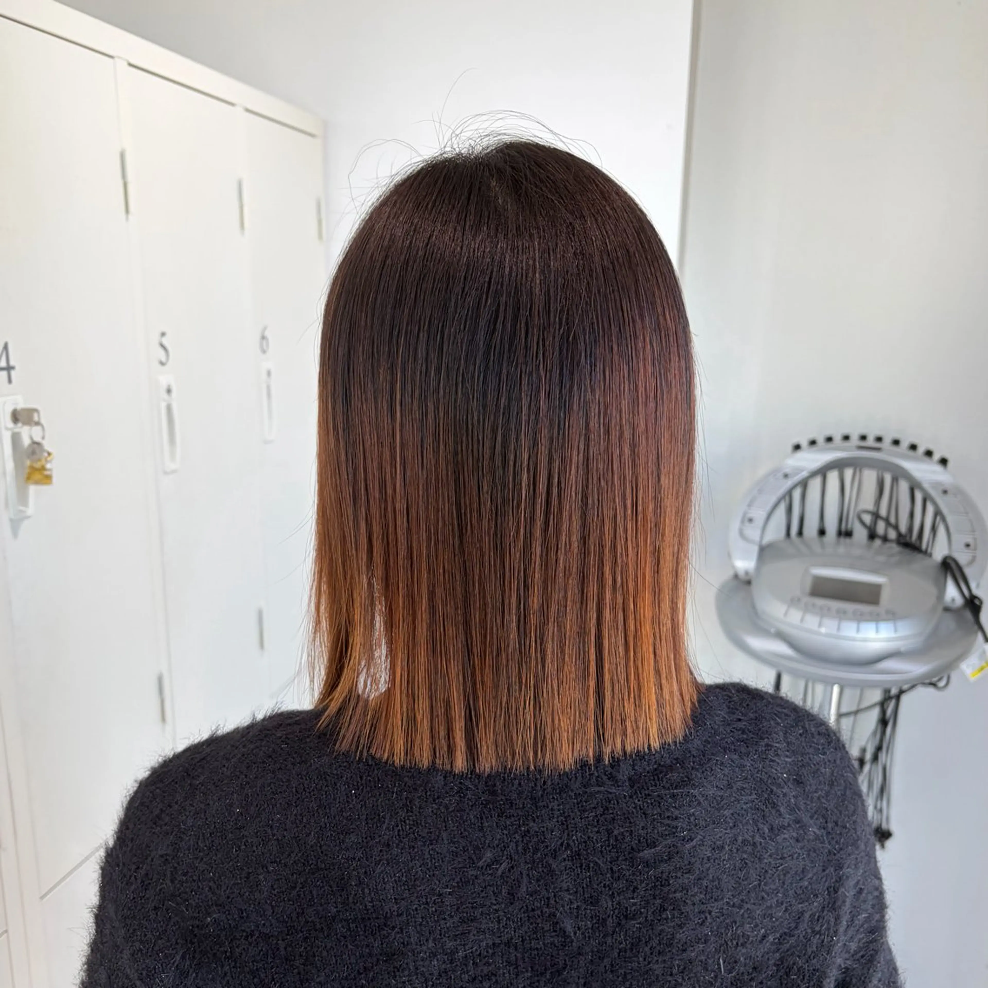 ミディアム カット EIGHT /SHU🩶のヘアスタイル