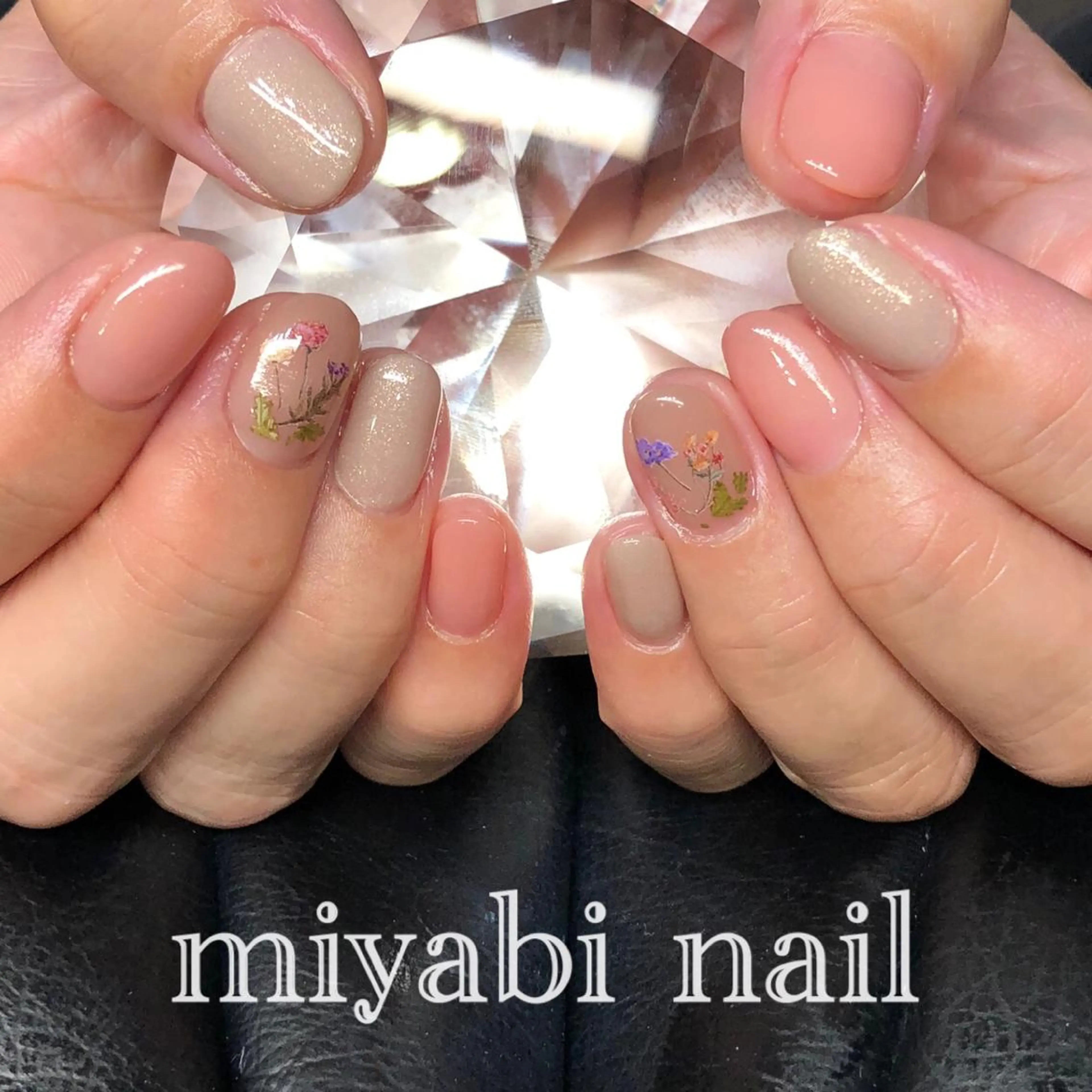 ネイル アートネイル フラワーネイル ジェルネイル 持ち込み オフィスネイル ハンドネイル miyabi nail 桂川駅近くのネイルデザイン