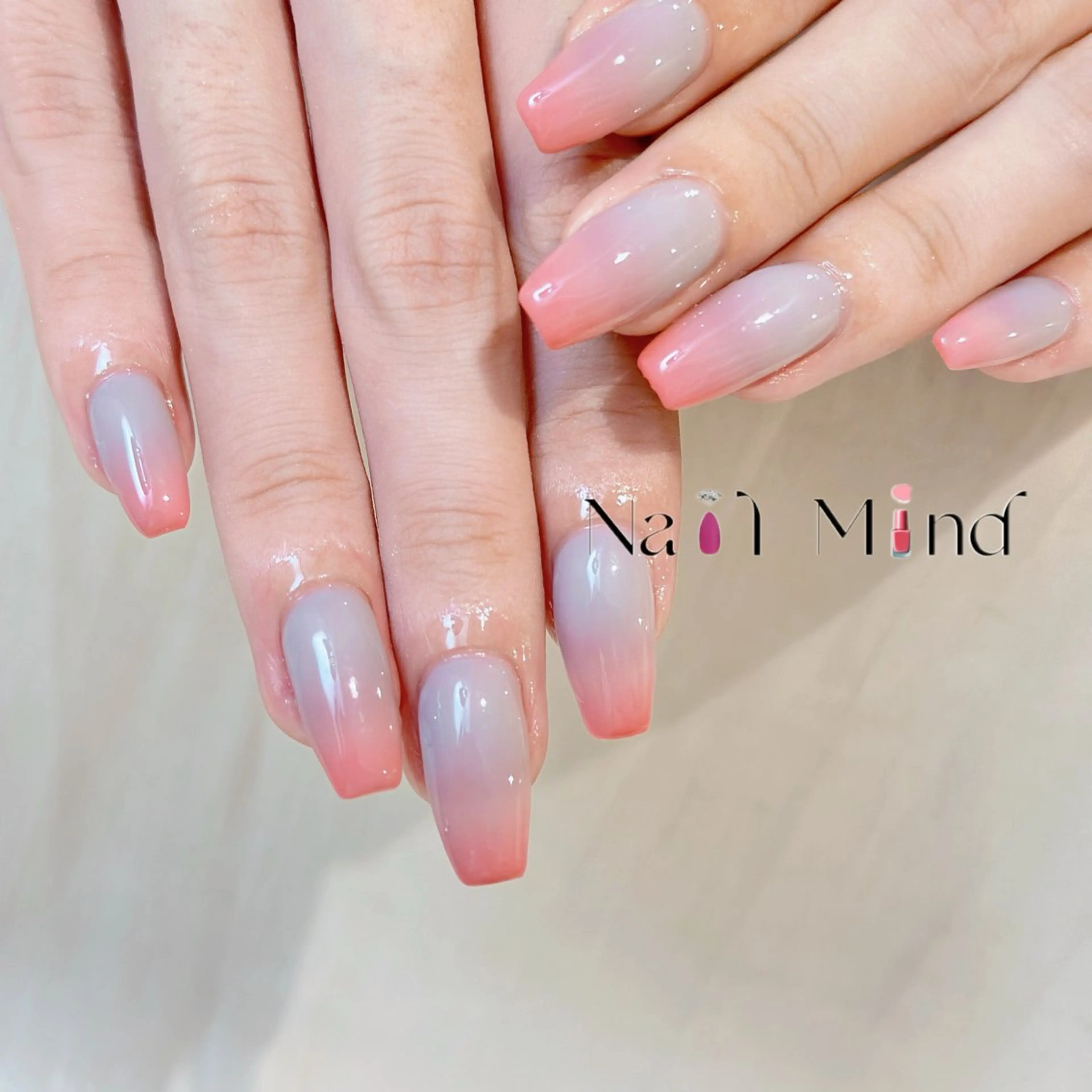 ネイル グラデーション 持ち込み オフィスネイル ピンク スカルプネイル ハンドネイル Nail Mind (NaONail）のネイルデザイン