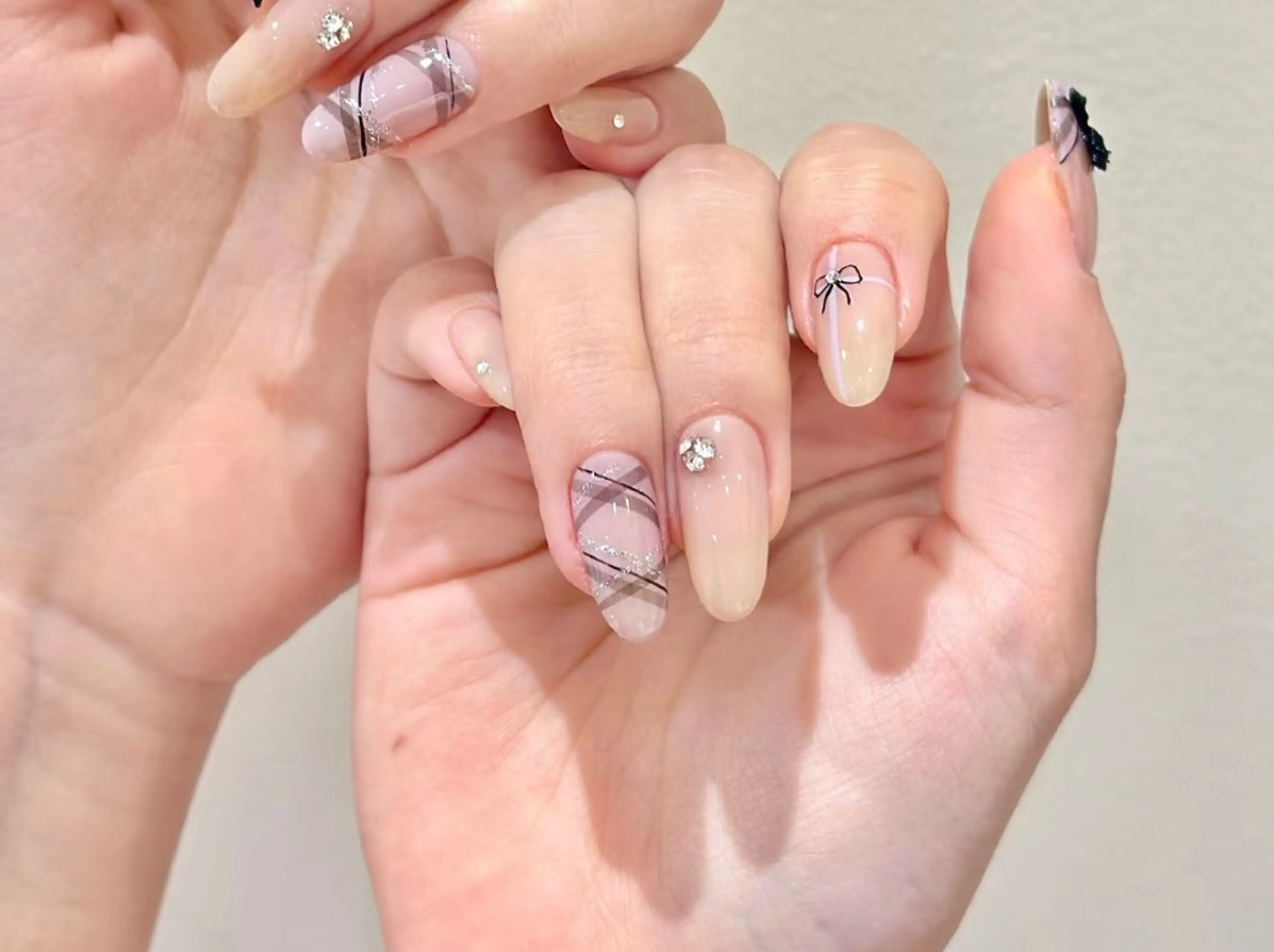 ネイル ハンドネイル ハンドケア 🍑 momo_nailのネイルデザイン