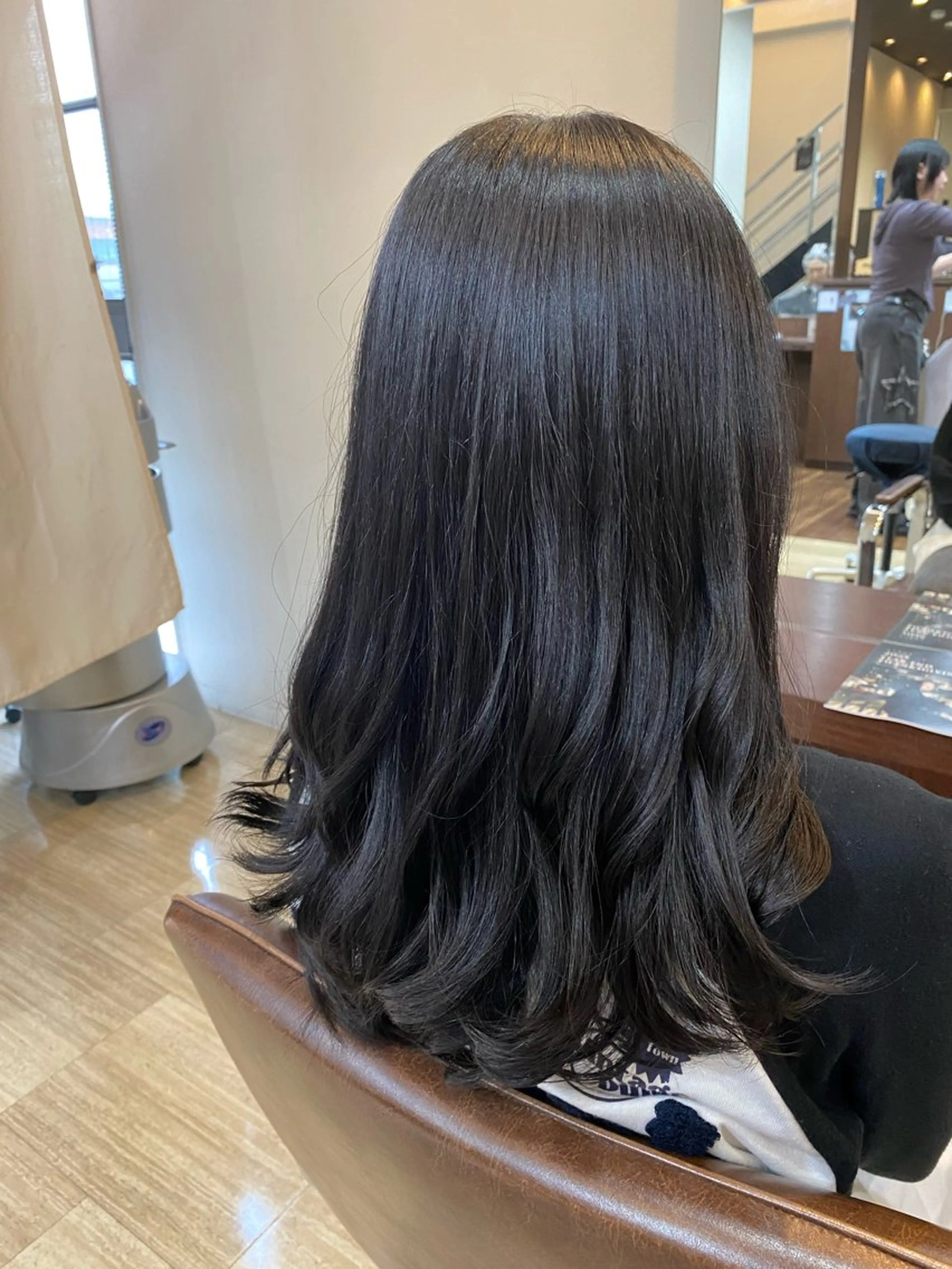 ロング レイヤーカット ローレイヤー カット 仲井 充のヘアスタイル