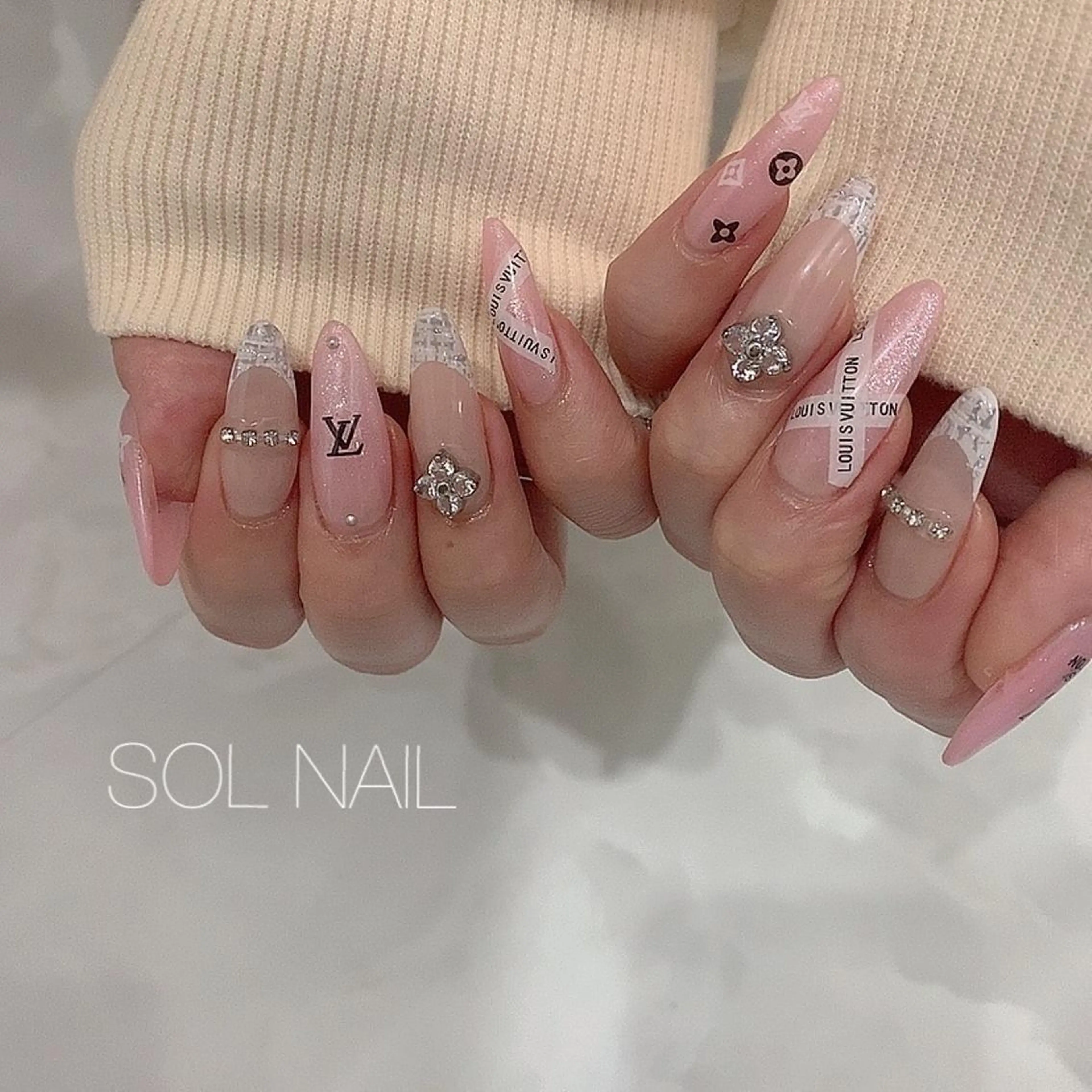 ネイル ロングネイル ハンドネイル SOL NAILのネイルデザイン