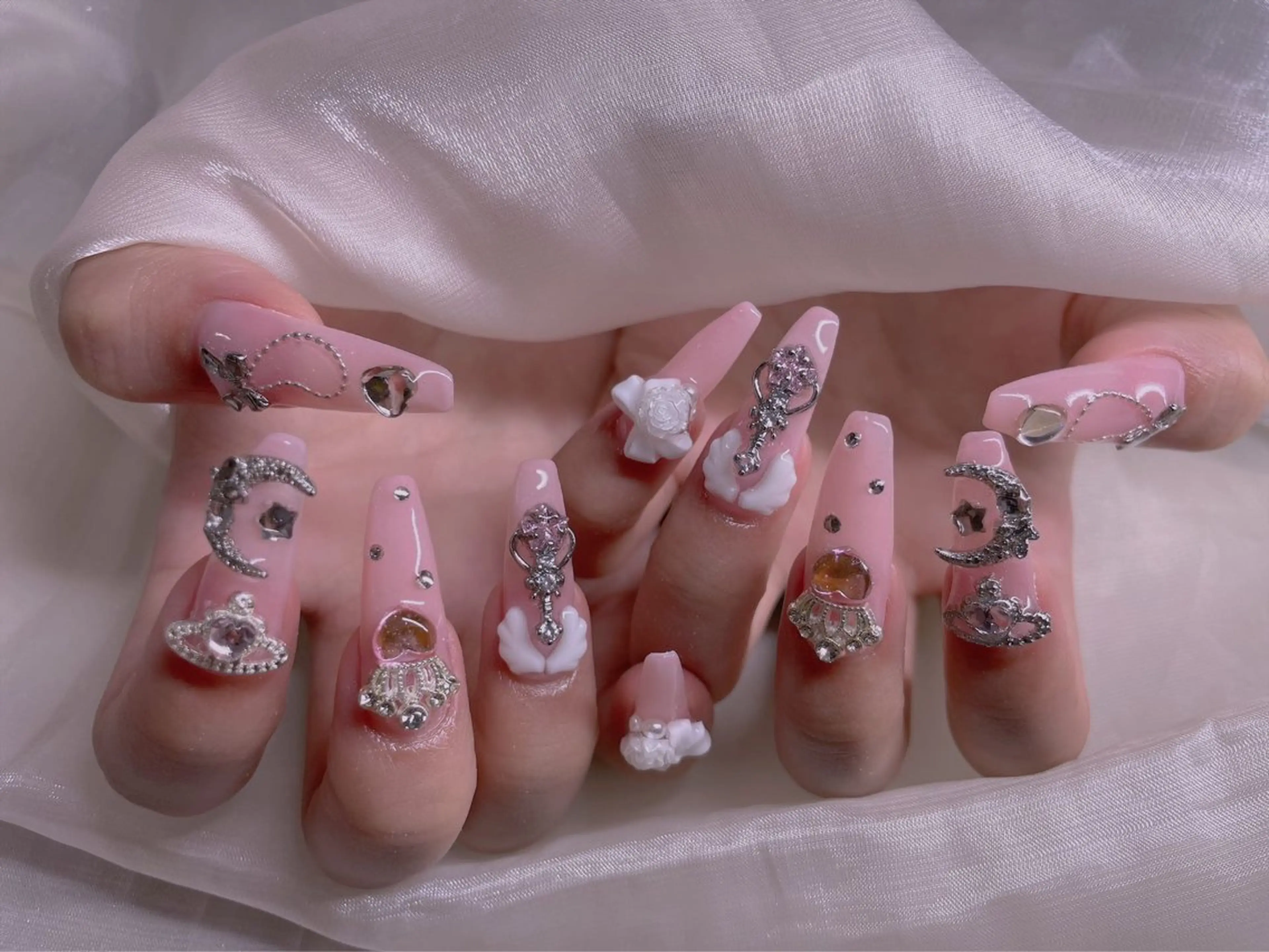 ネイル ハンドネイル エムズ ハヤシのネイルデザイン