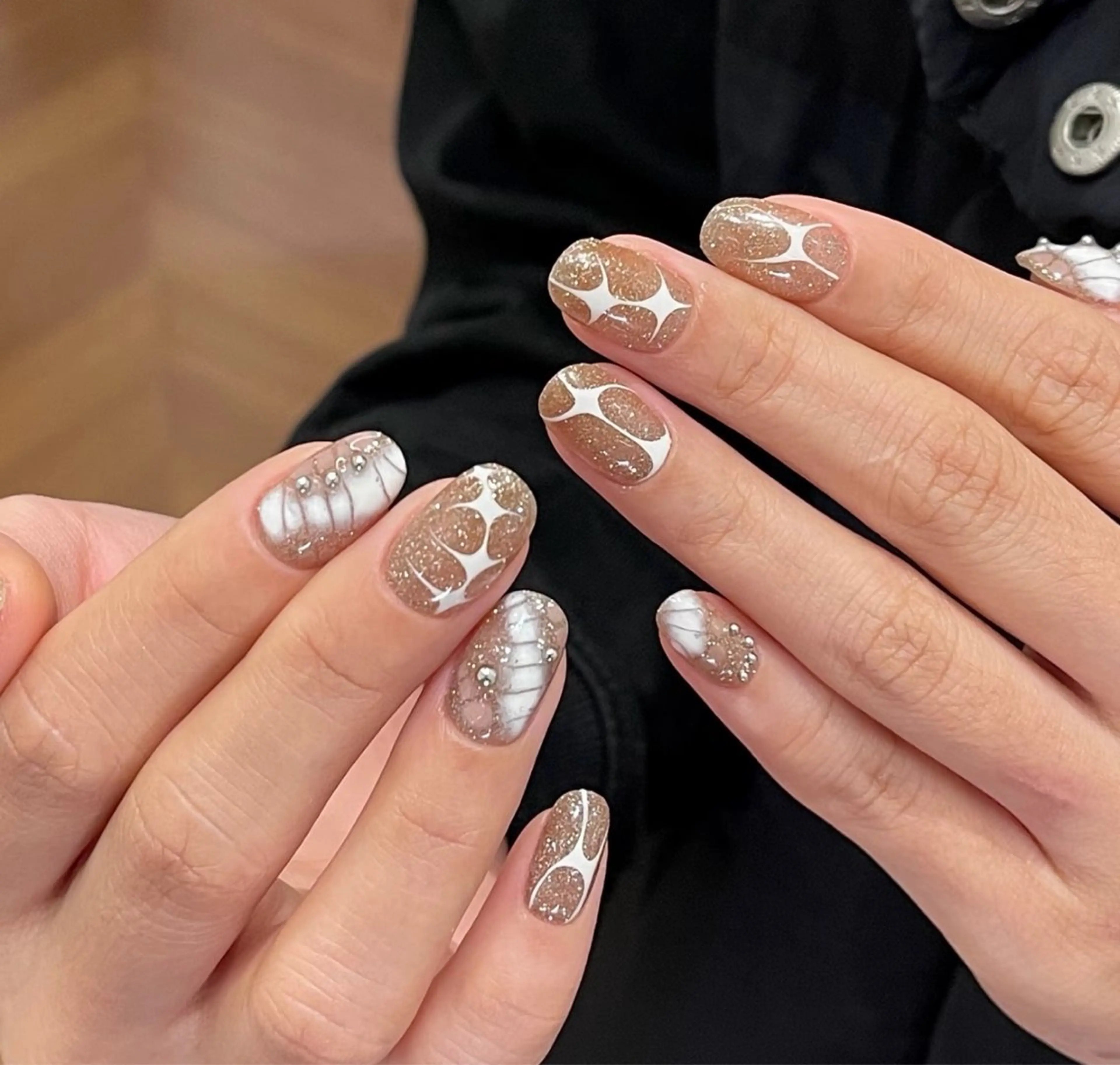 ネイル フットネイル フレンチネイル グラデーション ハート 氷ネイル・うるうるネイル ハンドネイル Lynn_ Nailのネイルデザイン
