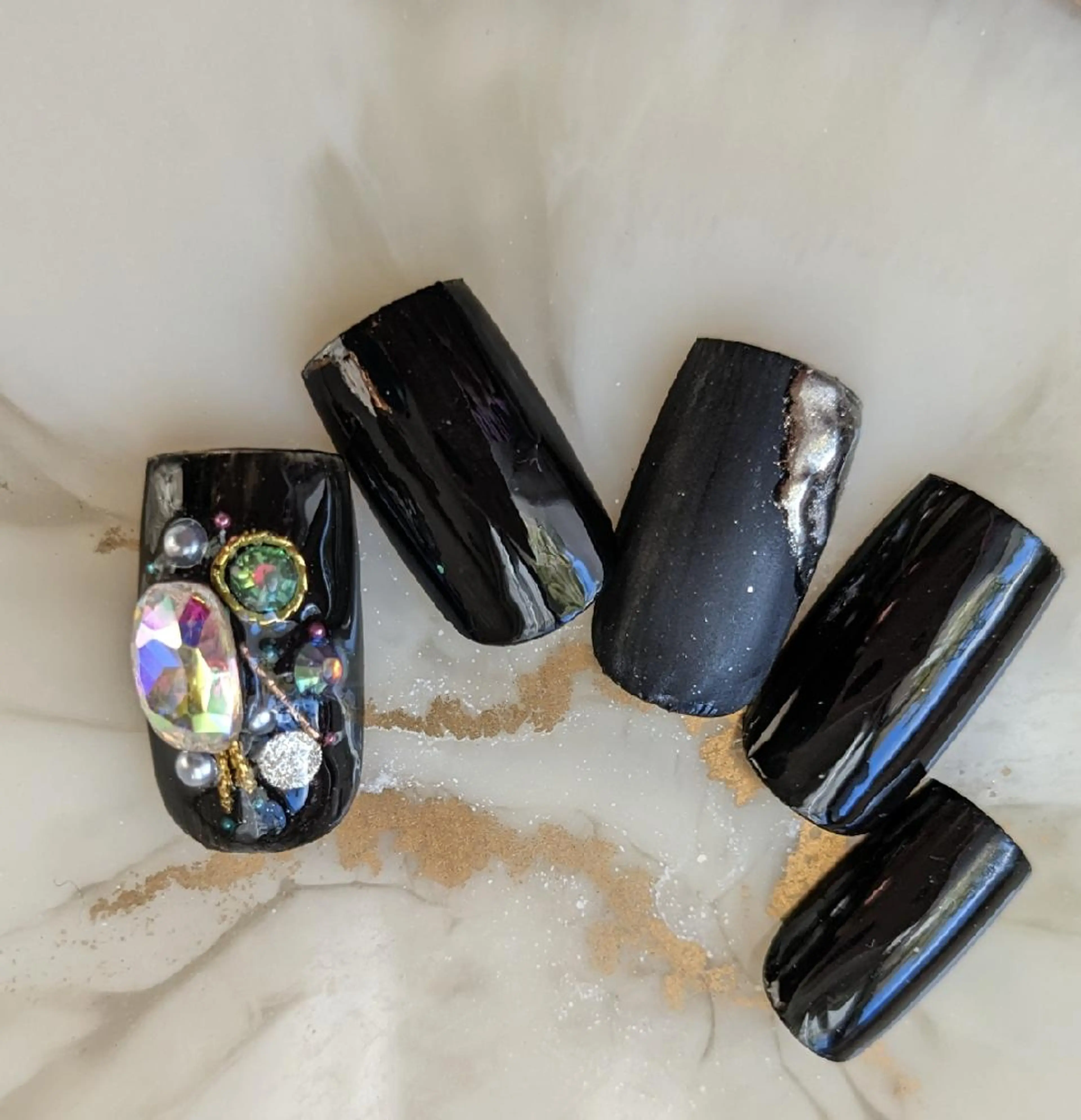 ネイル momohana  のネイルデザイン