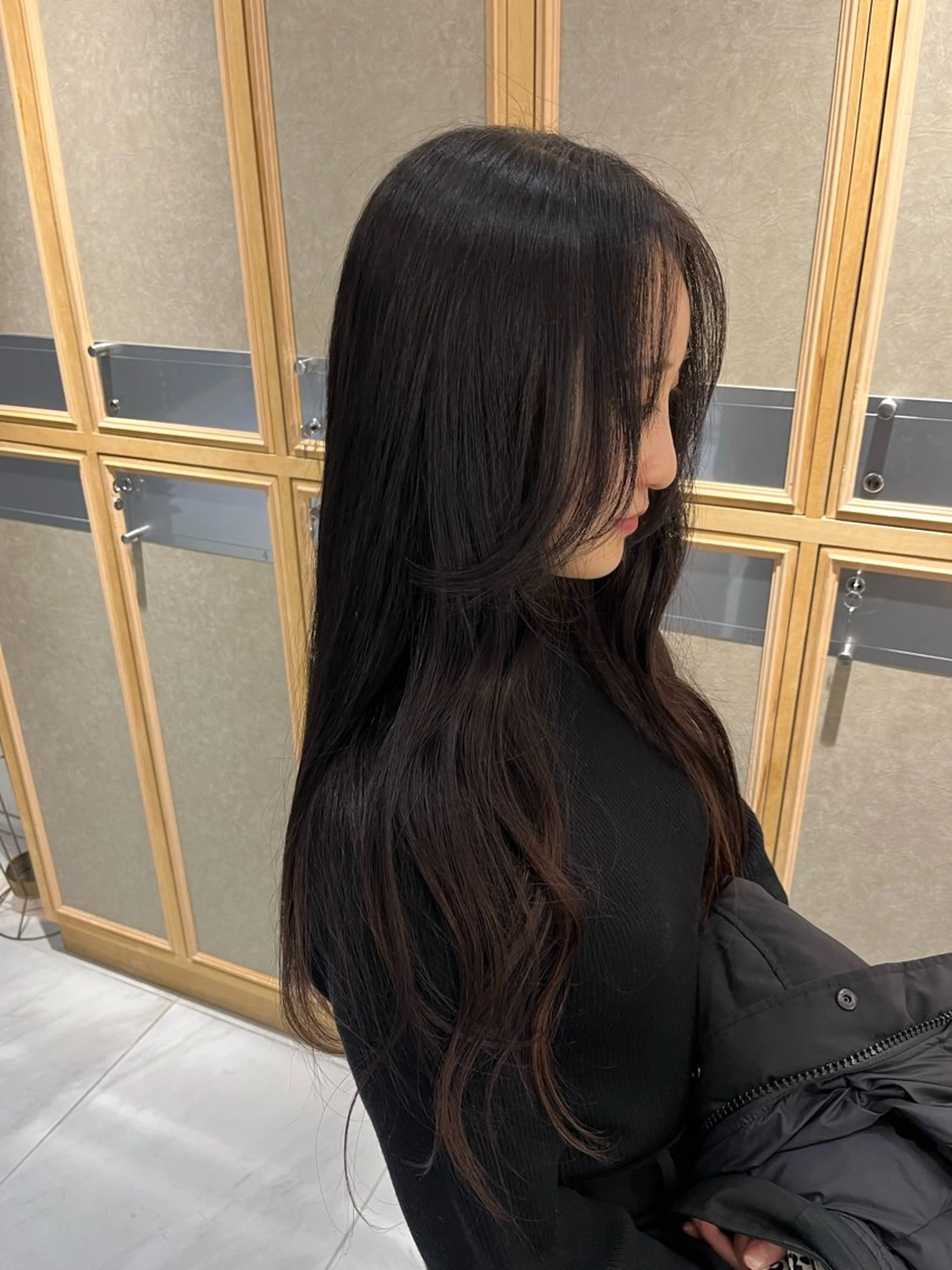 ロング ナミ🩶暗髪/暖色 ❤️/透明感/縮毛のヘアスタイル