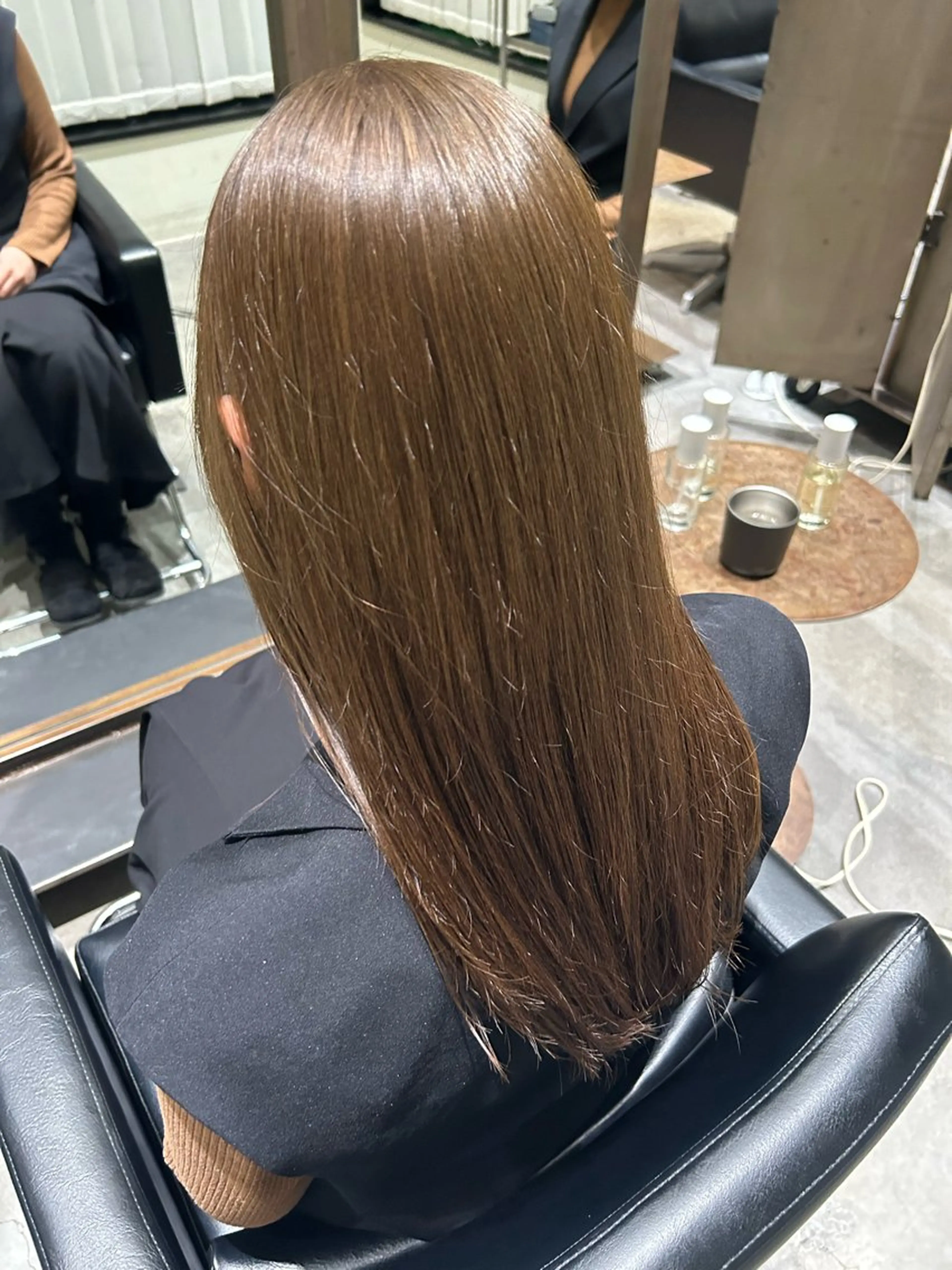 ミディアム カラー ベージュカラー 嶋崎 楓也のヘアスタイル