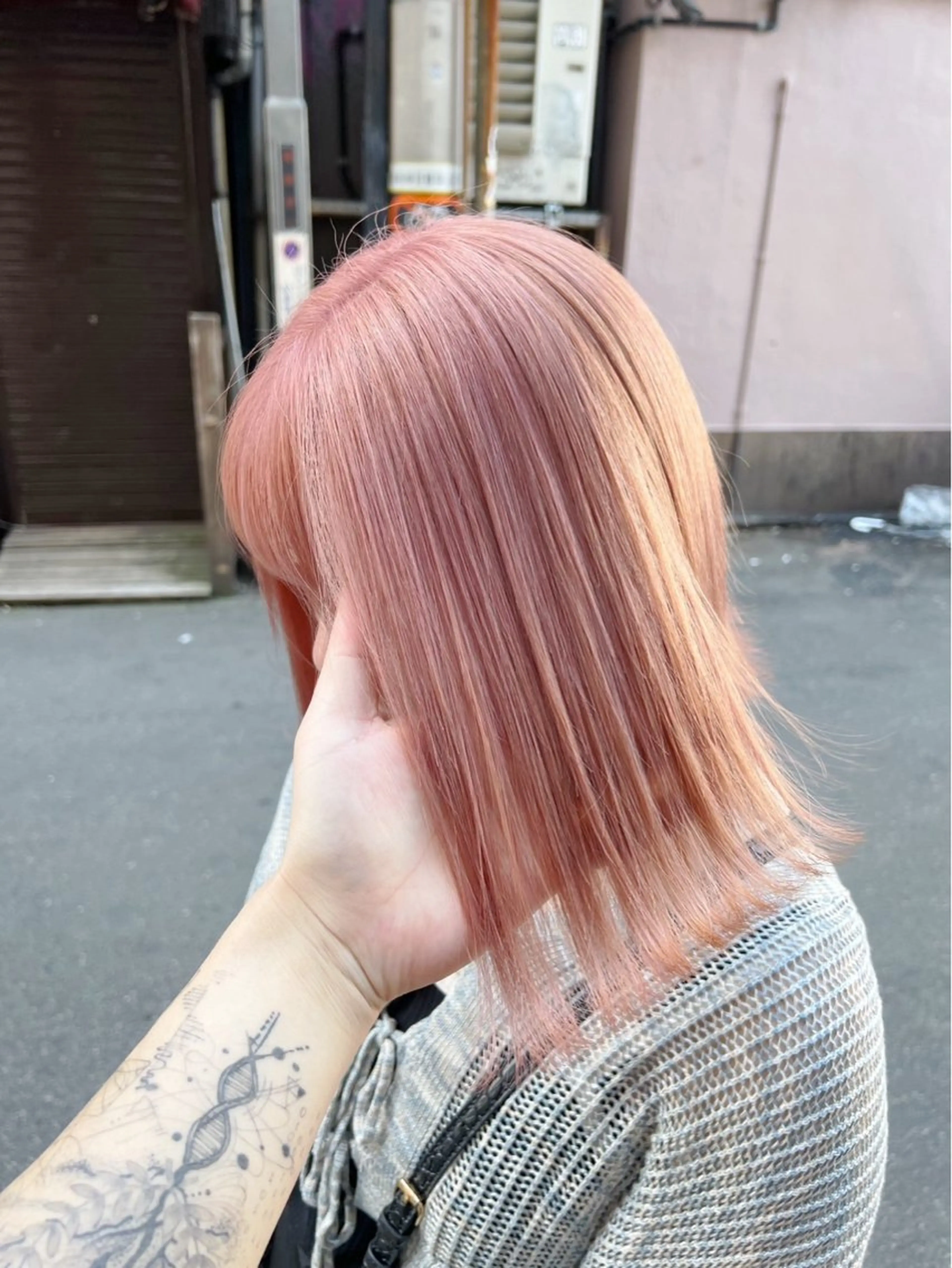 ショート カラー ベージュカラー ピンクカラー ピンクベージュ カット ヘアカラー トリートメント ROBIN所属・指名数No.1 /NAOYAのヘアスタイル