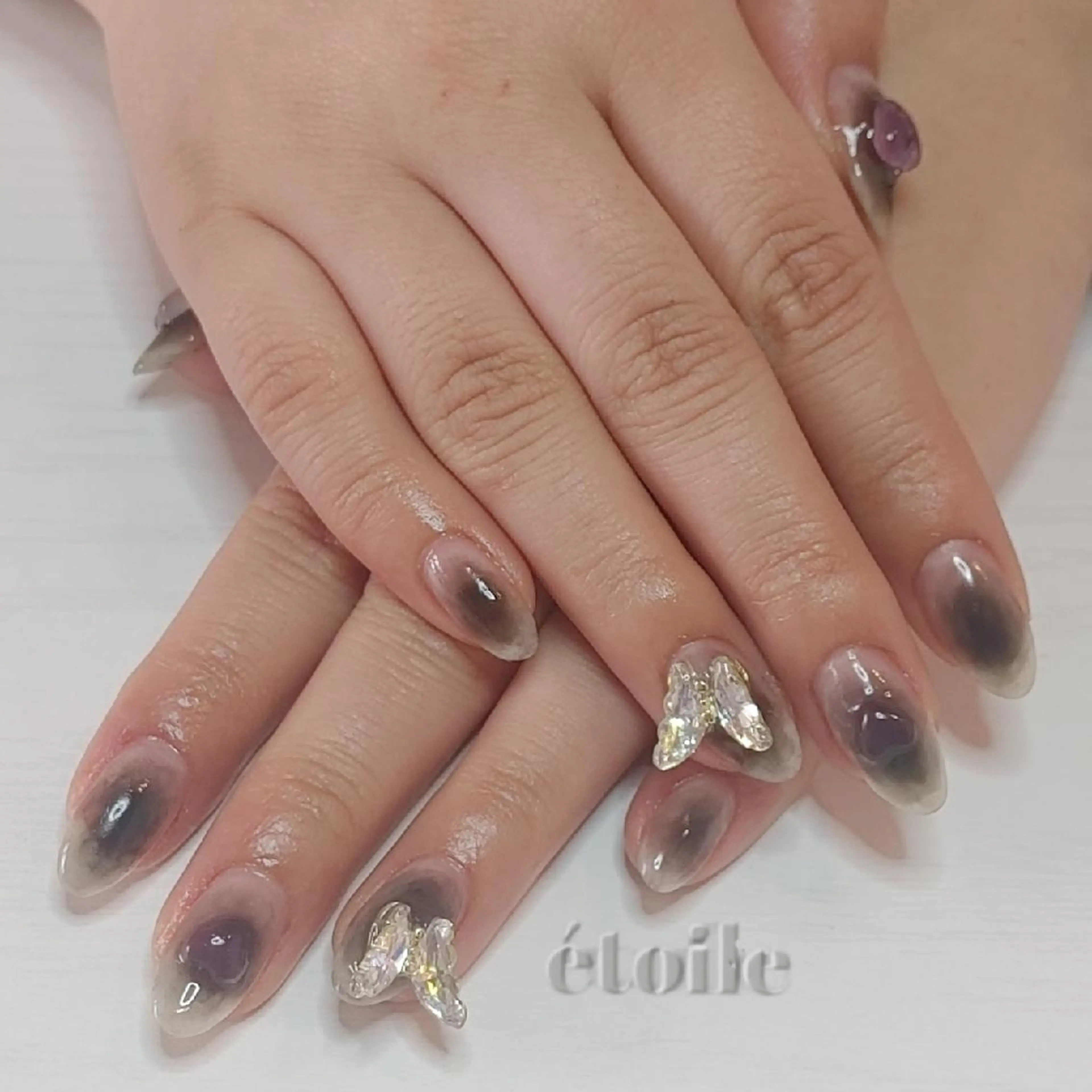 ネイル チークネイル ハンドネイル ハンドケア étoile(エトワール)所属・山田 可愛のネイルデザイン