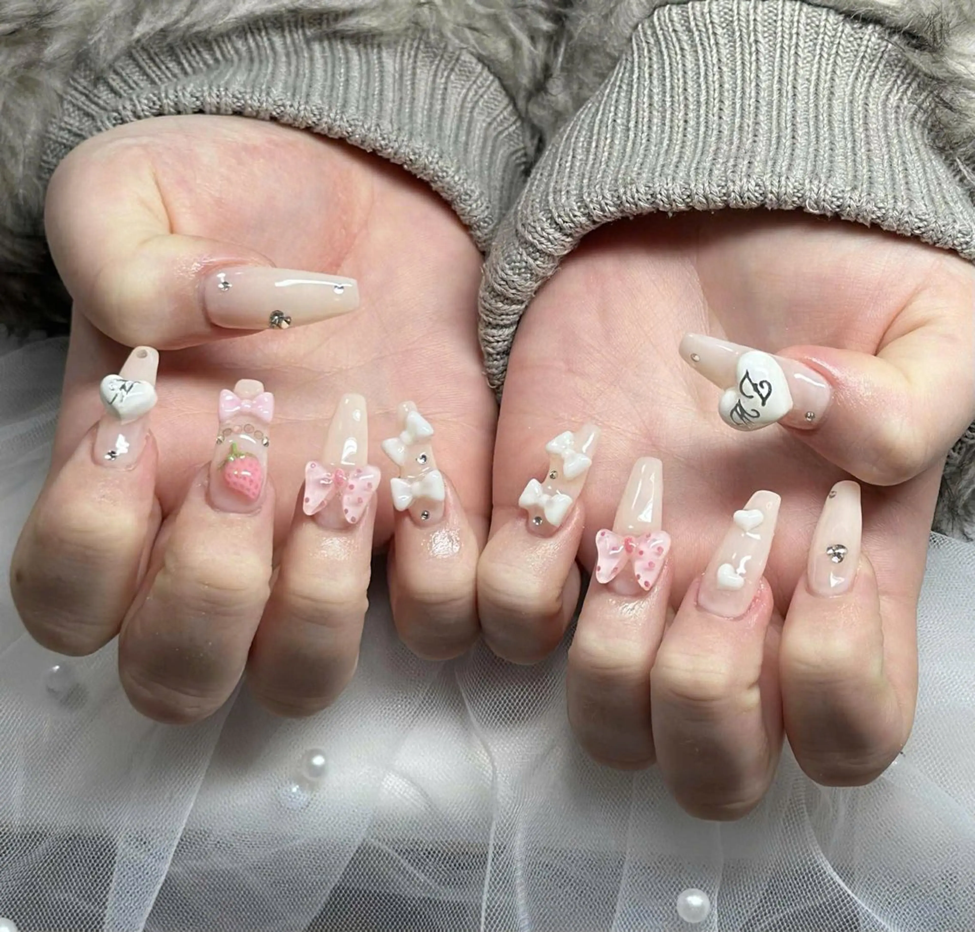 ネイル フレンチネイル ジェルネイル ハロウィン 韓国ネイル マグネットネイル ハンドネイル Hbaby nailのネイルデザイン