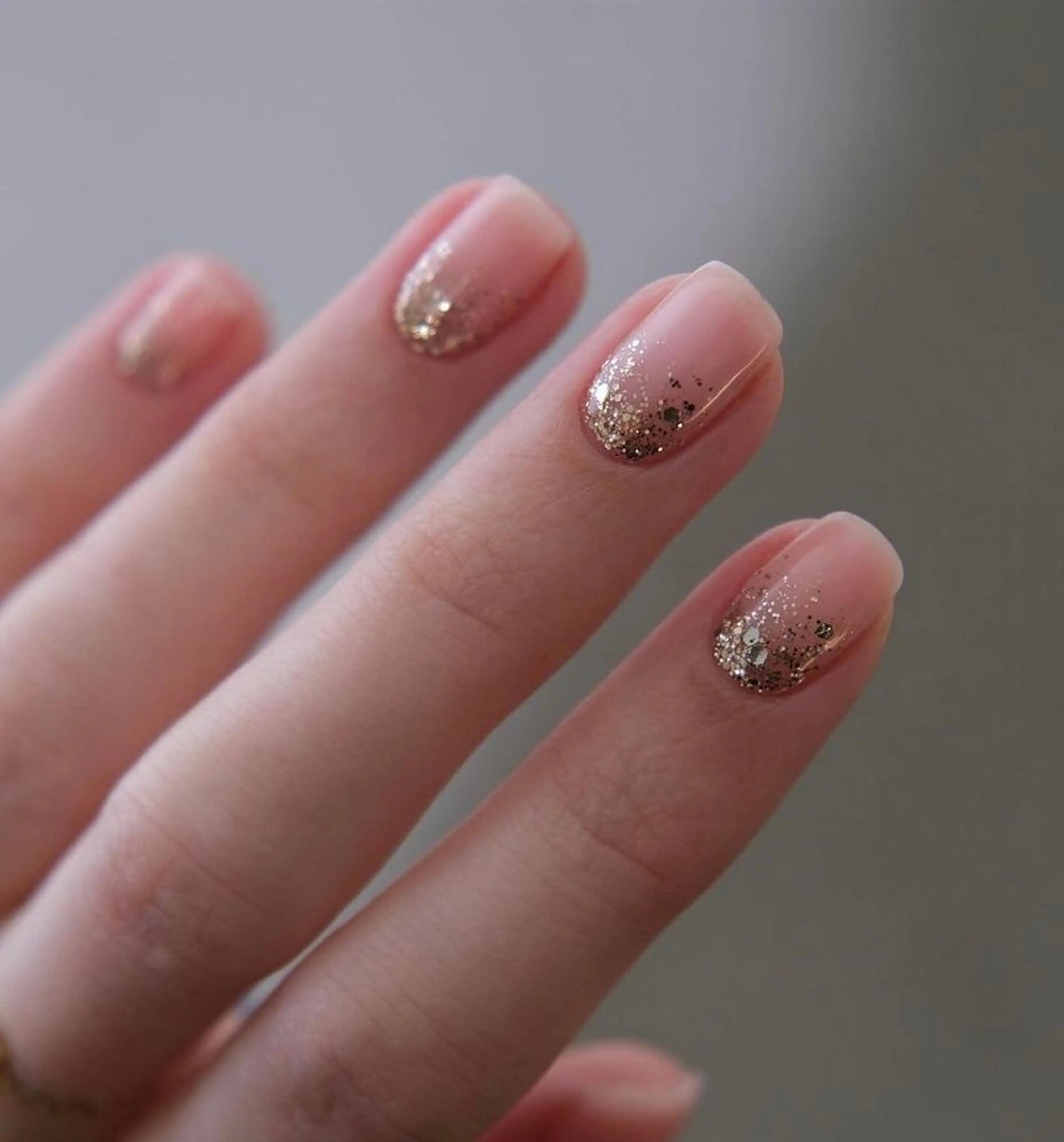 ネイル グラデーション ラメ(グリッター) ラメグラデーション オトク ネイルのネイルデザイン