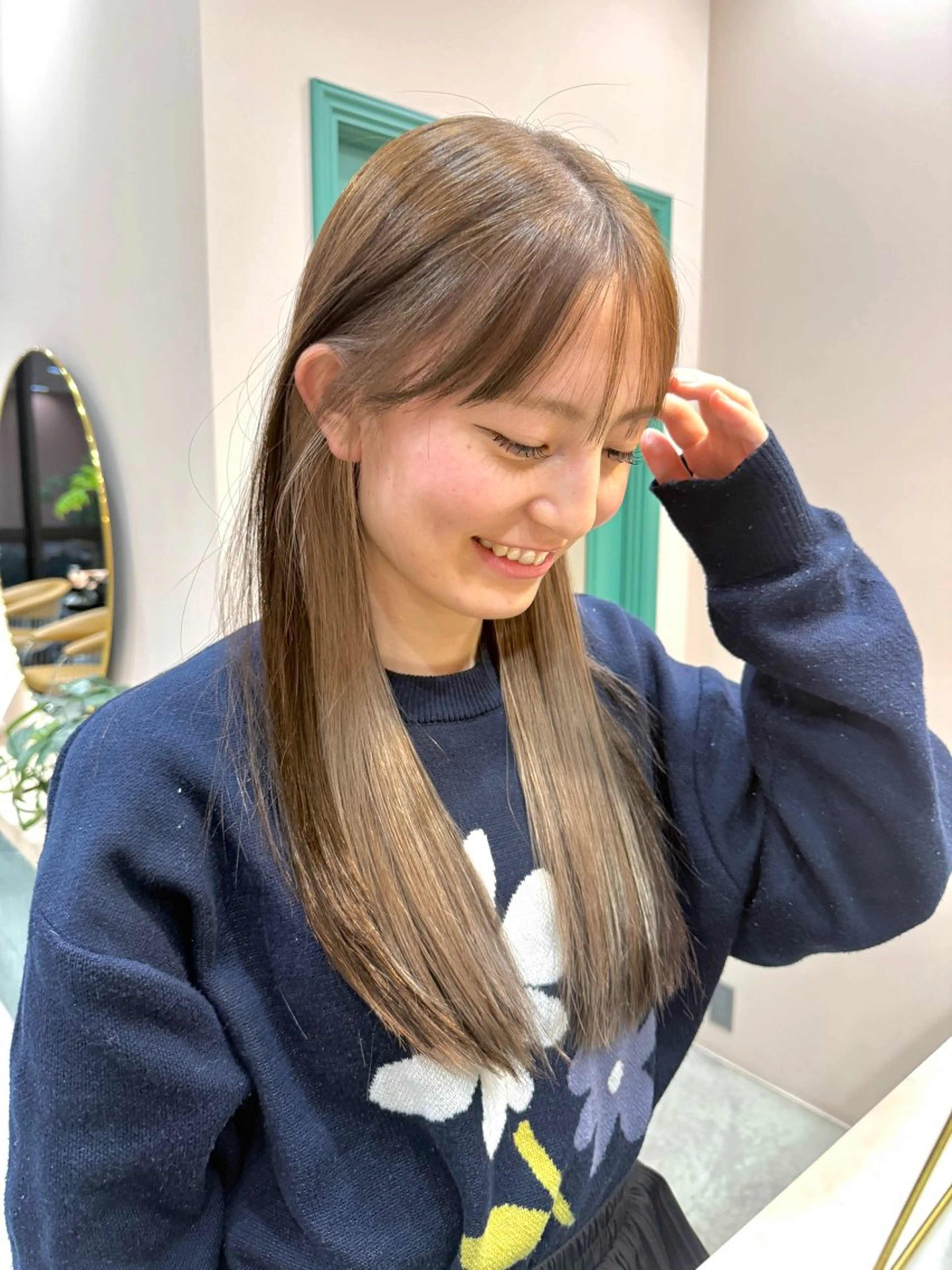 ロング カラー イヤリングカラー ヘアカラー 似合わせカラー／ 松岡茉和🐼🌈🌟のヘアスタイル