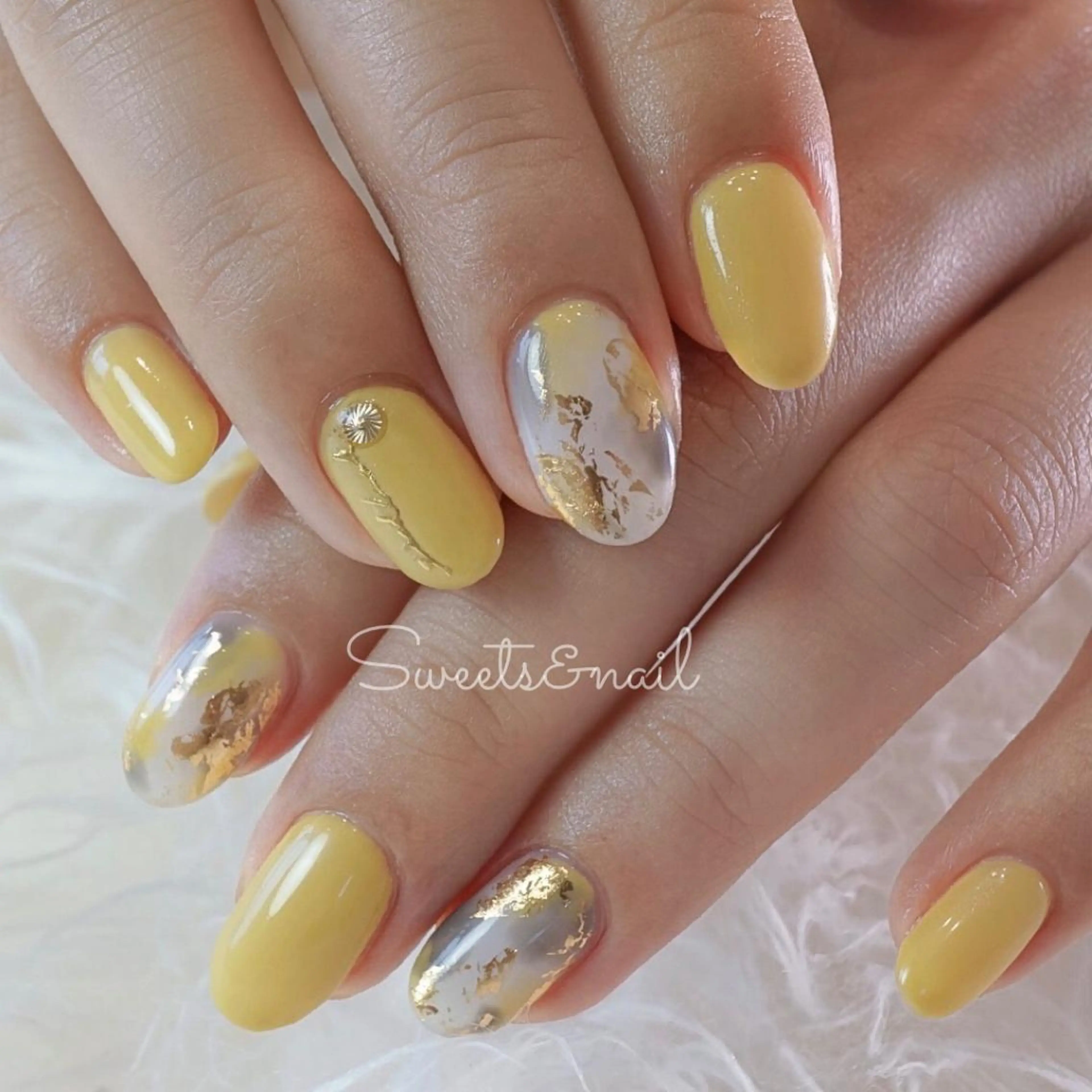 ネイル 黄色 Sweets& nail みなこのネイルデザイン