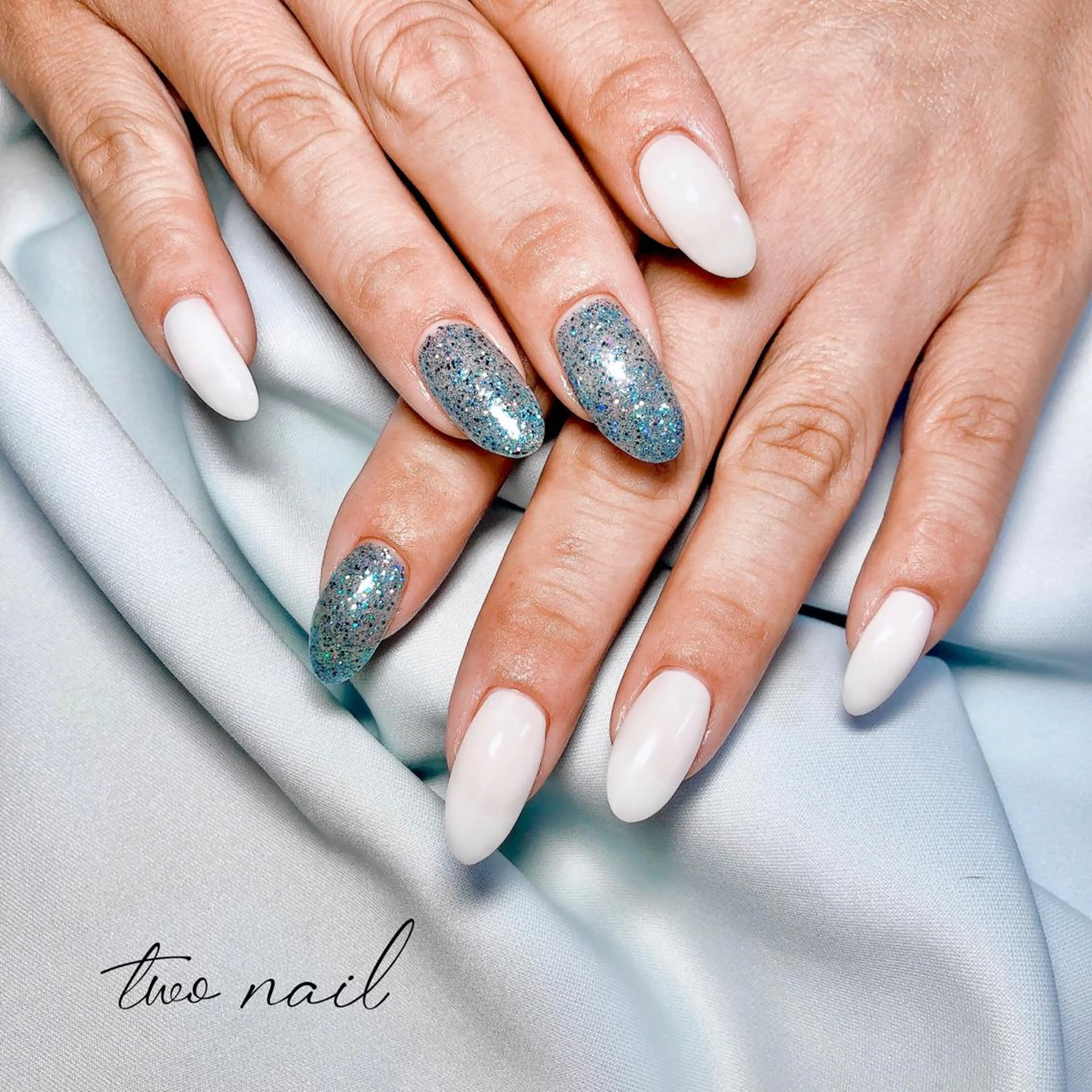 ネイル アートネイル フットネイル ハート ニュアンスネイル ホワイト ハンドネイル two nailのネイルデザイン