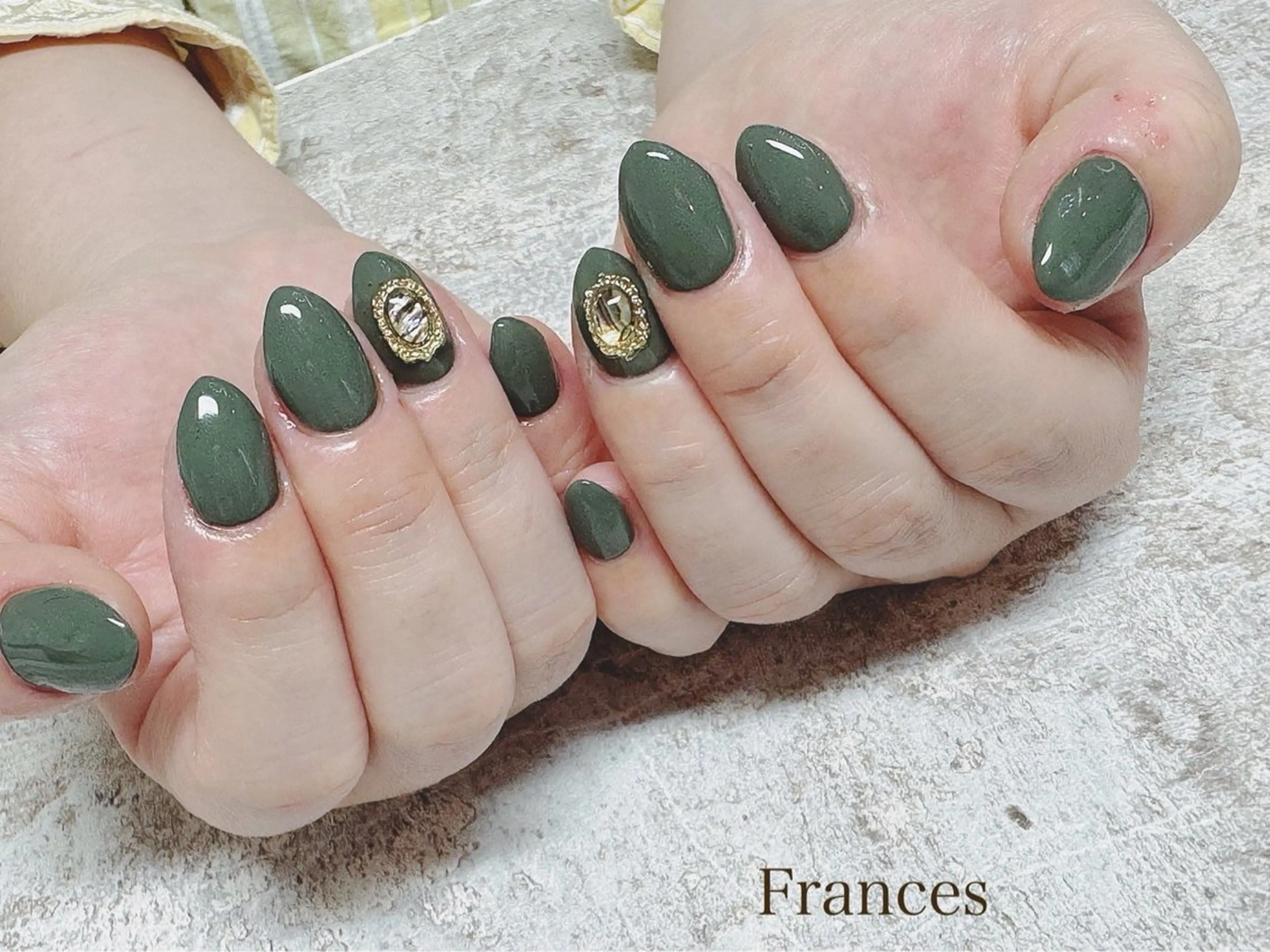 ネイル ストーンネイル ハンドネイル Frances Babaのネイルデザイン