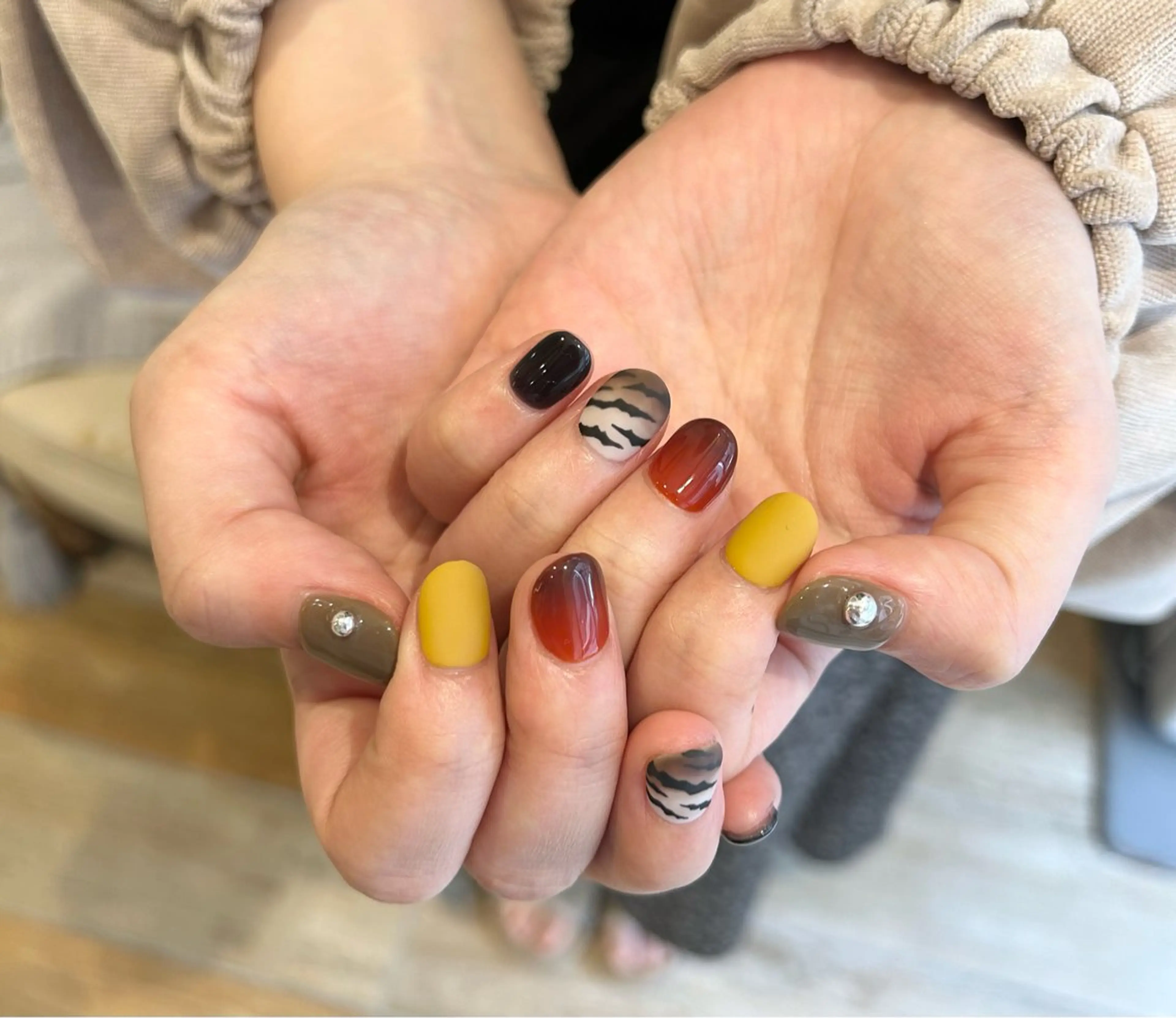 ネイル ハンドネイル 福田 麻耶のネイルデザイン