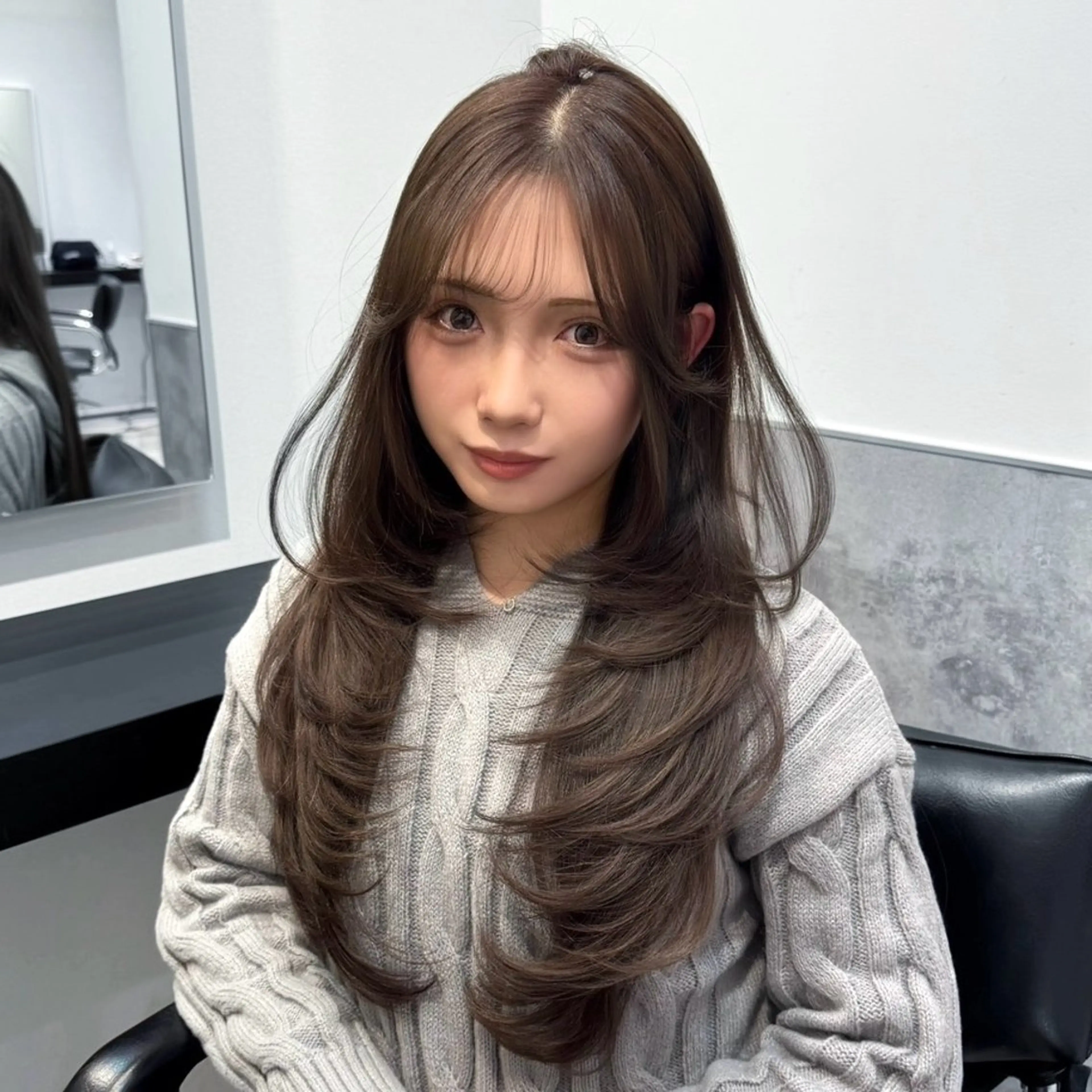 ロング カラー 透明感カラー グレージュ 顔周りカット レイヤーカット カット ヘアカラー トリートメント GO TODAY 原宿Verno店所属・韓国系支持率No.1 レイヤー特化/きょうのヘアスタイル