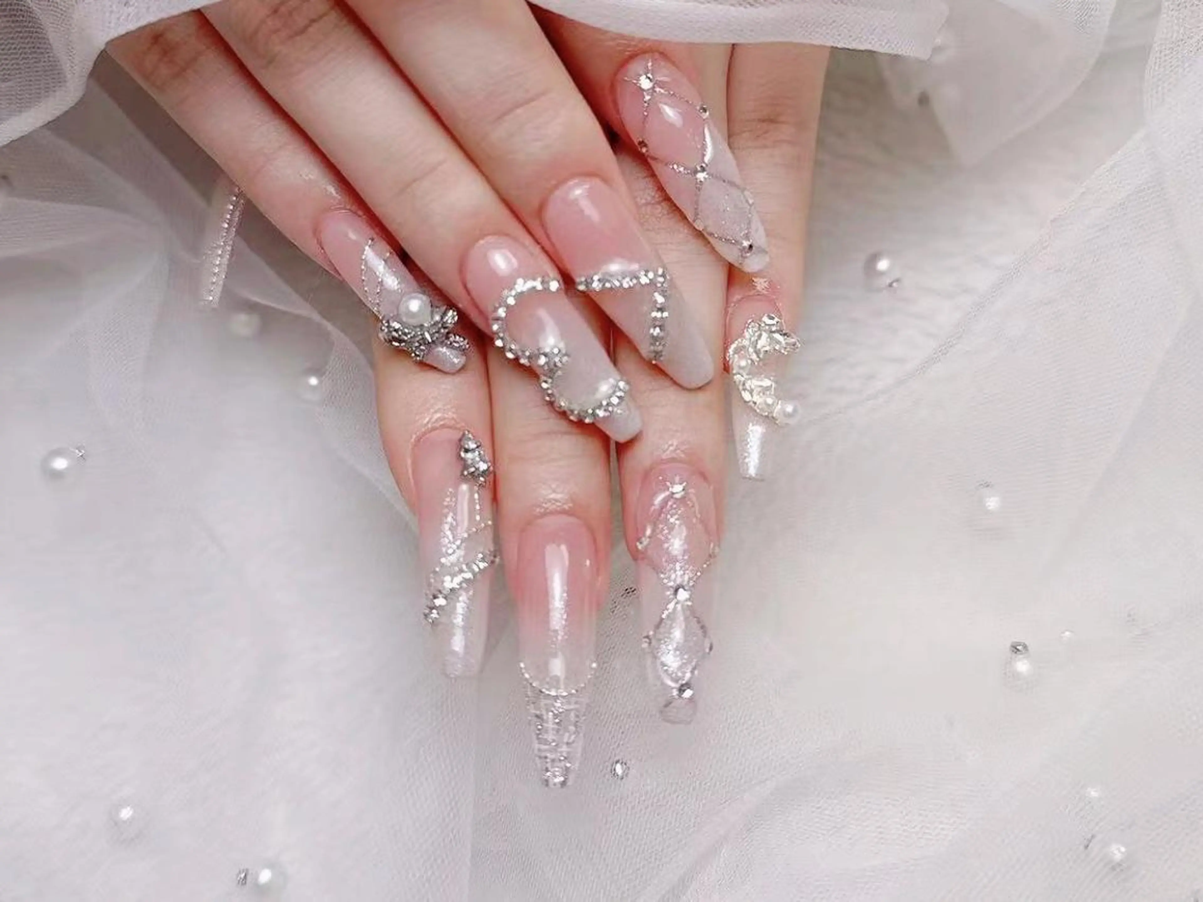 ネイル ネイルサロン lotusのネイルデザイン