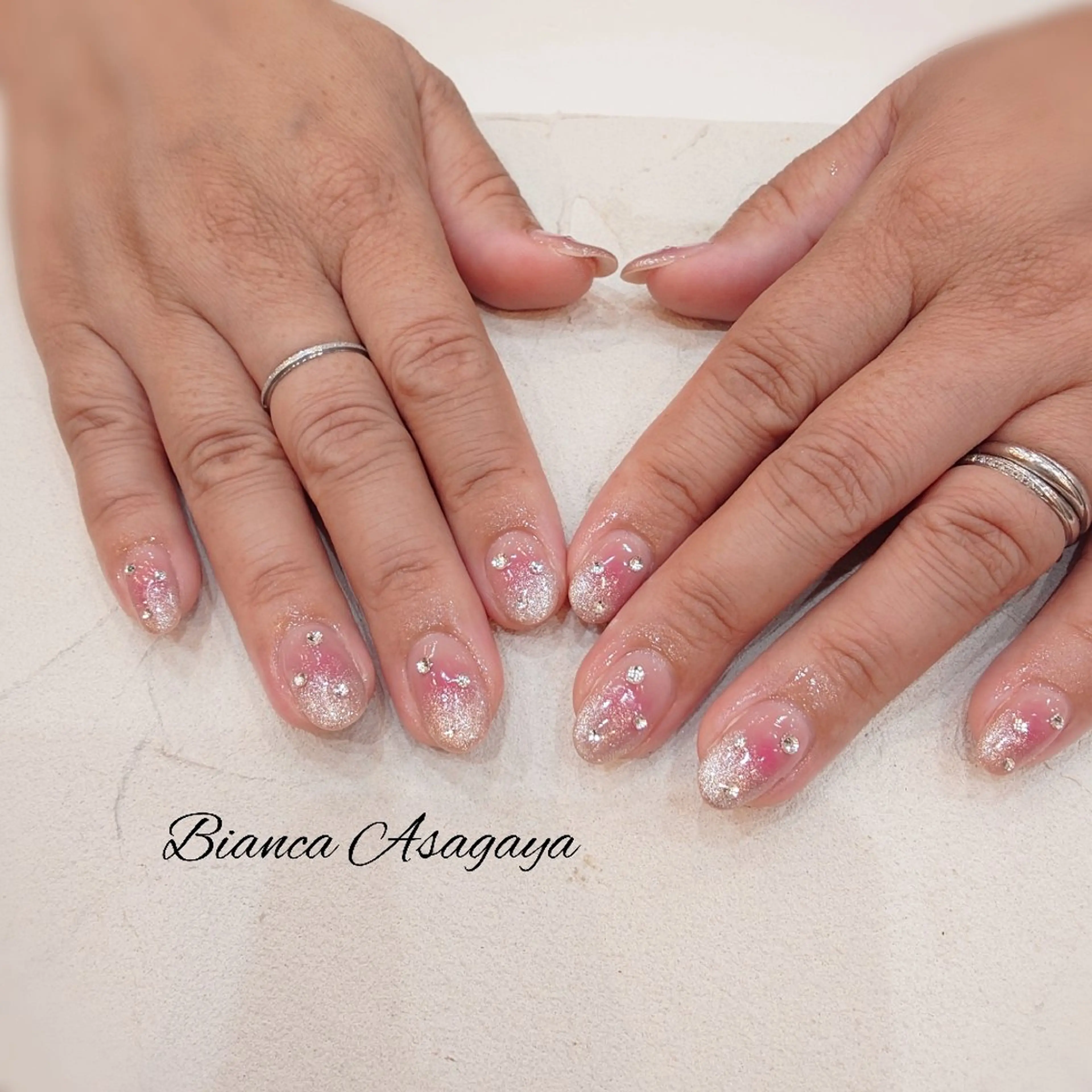 ネイル チークネイル マグネットネイル ハンドネイル Bianca TANAKAのネイルデザイン