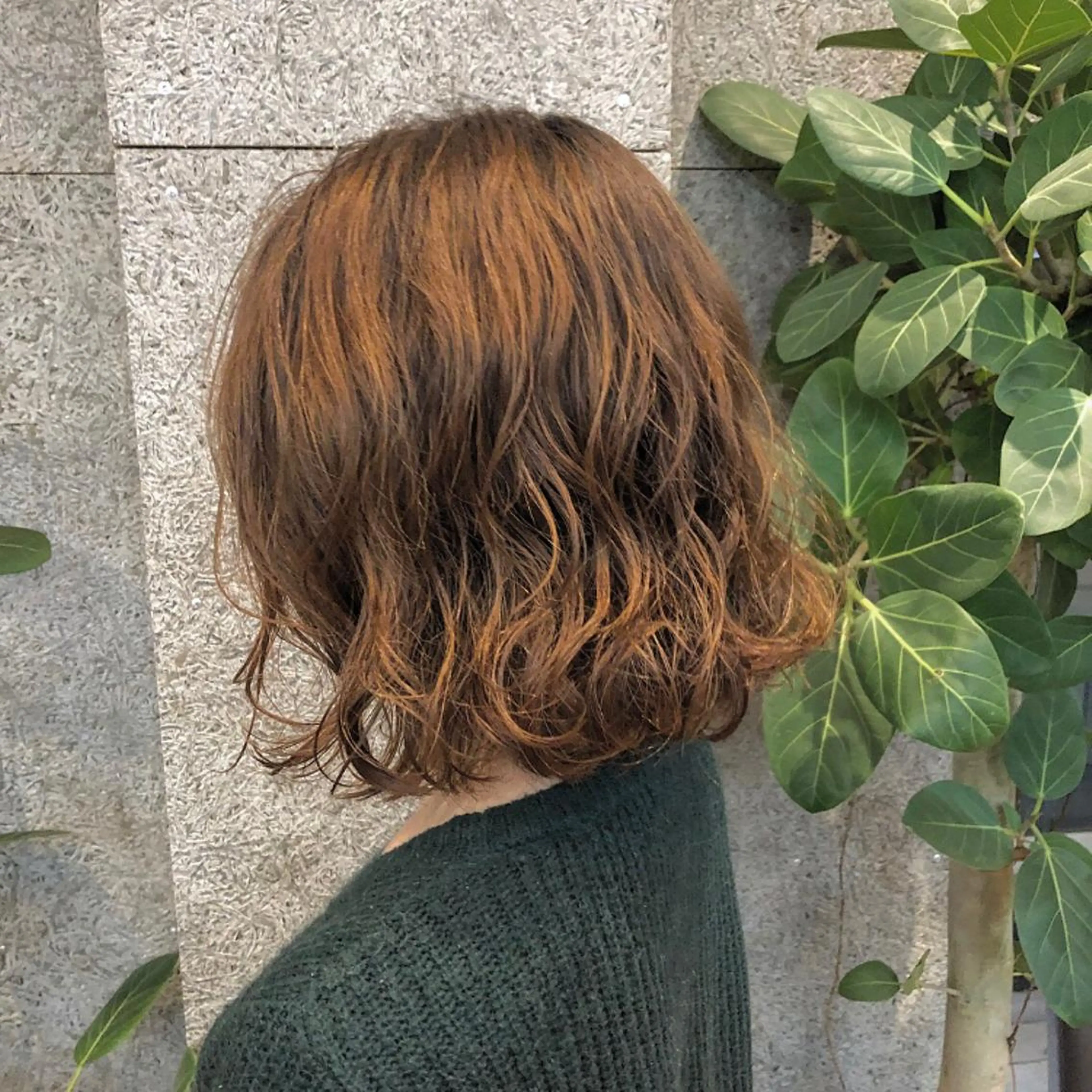ショート パーマ カトウ ユウカのヘアスタイル