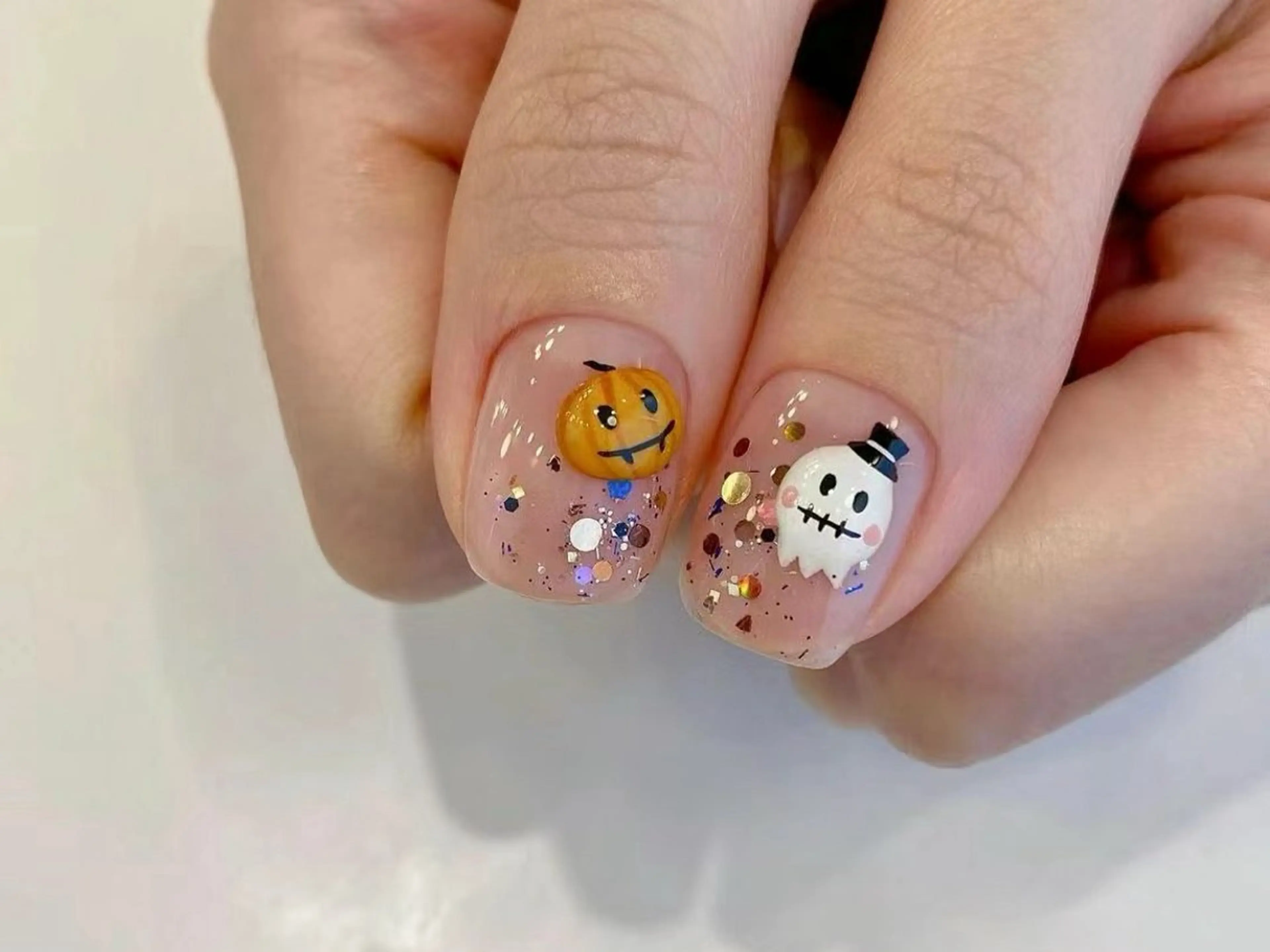 ネイル ハンドネイル ハンドケア Nail •Head スパFortunaのネイルデザイン