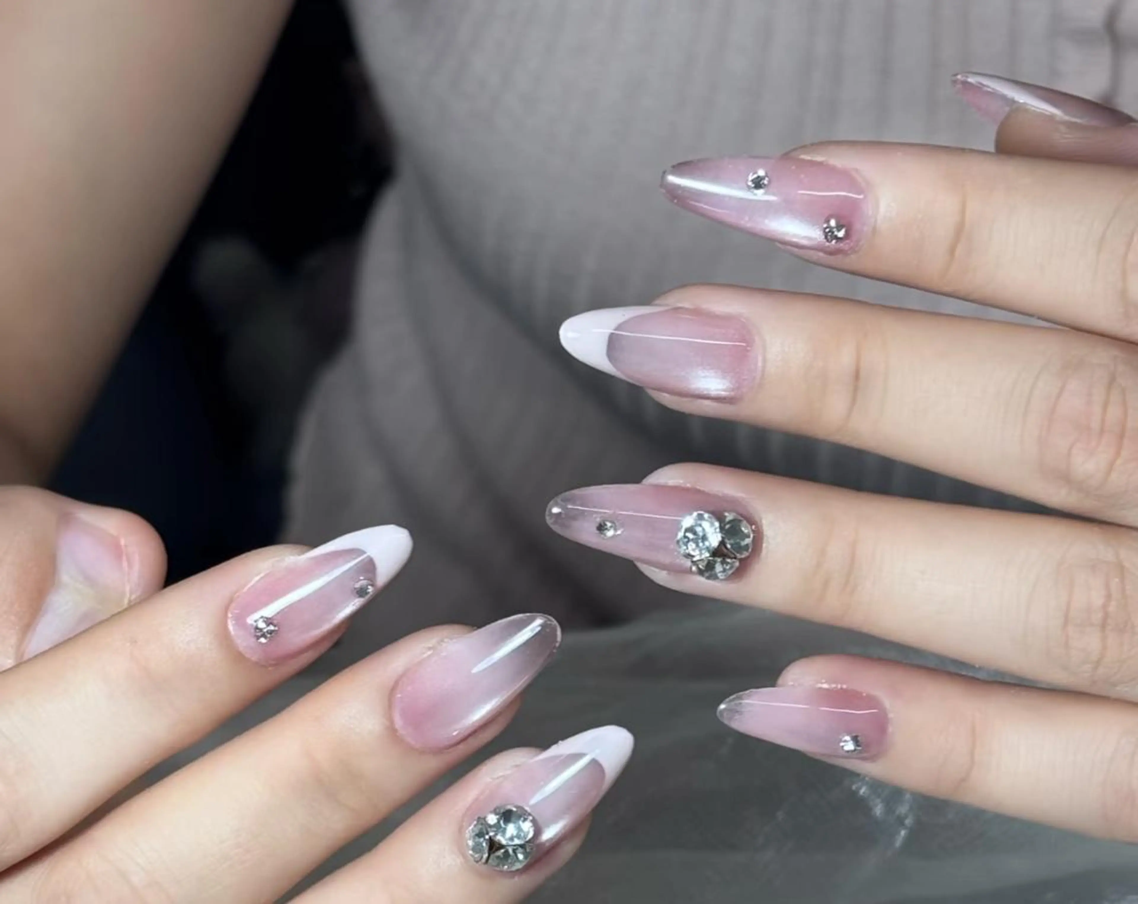 ネイル ハンドネイル ハンドケア 🍑 momo_nailのネイルデザイン