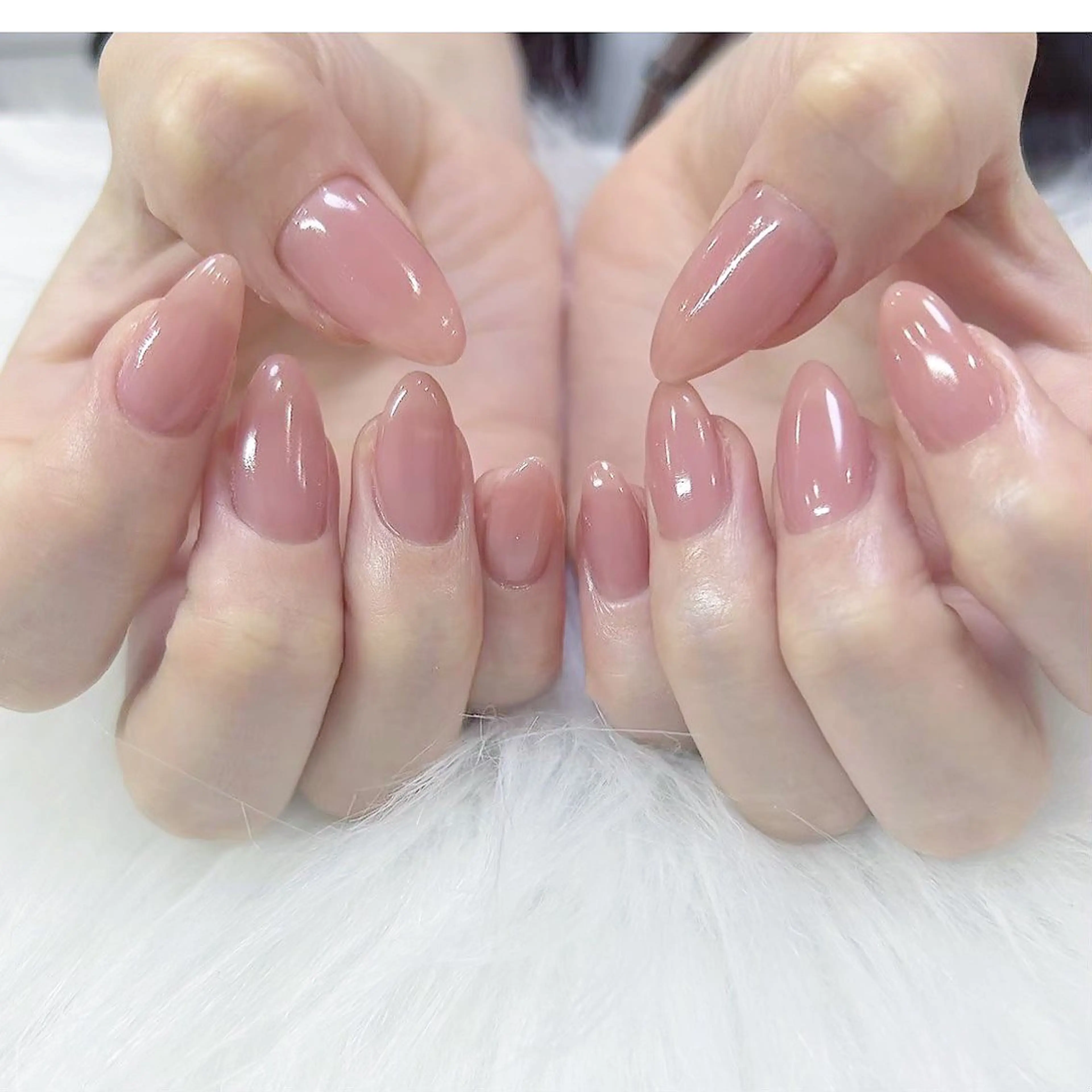 🐻新規様限定🐻ハンドワンカラーorラメグラデーション🔴カラー350色より選択可能♪ オフありは＋30分＋500円。の写真