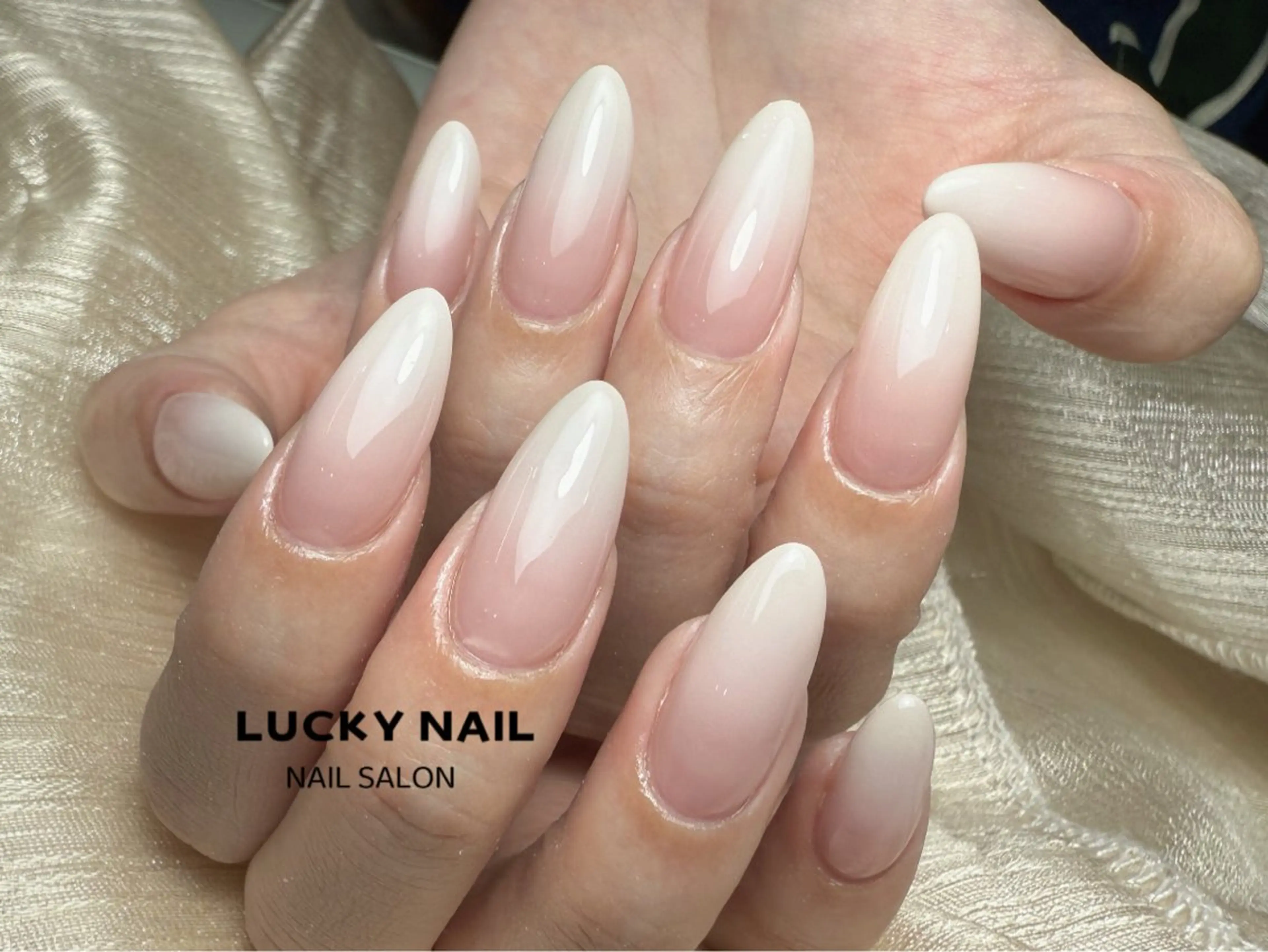 ネイル 宇 田川のネイルデザイン