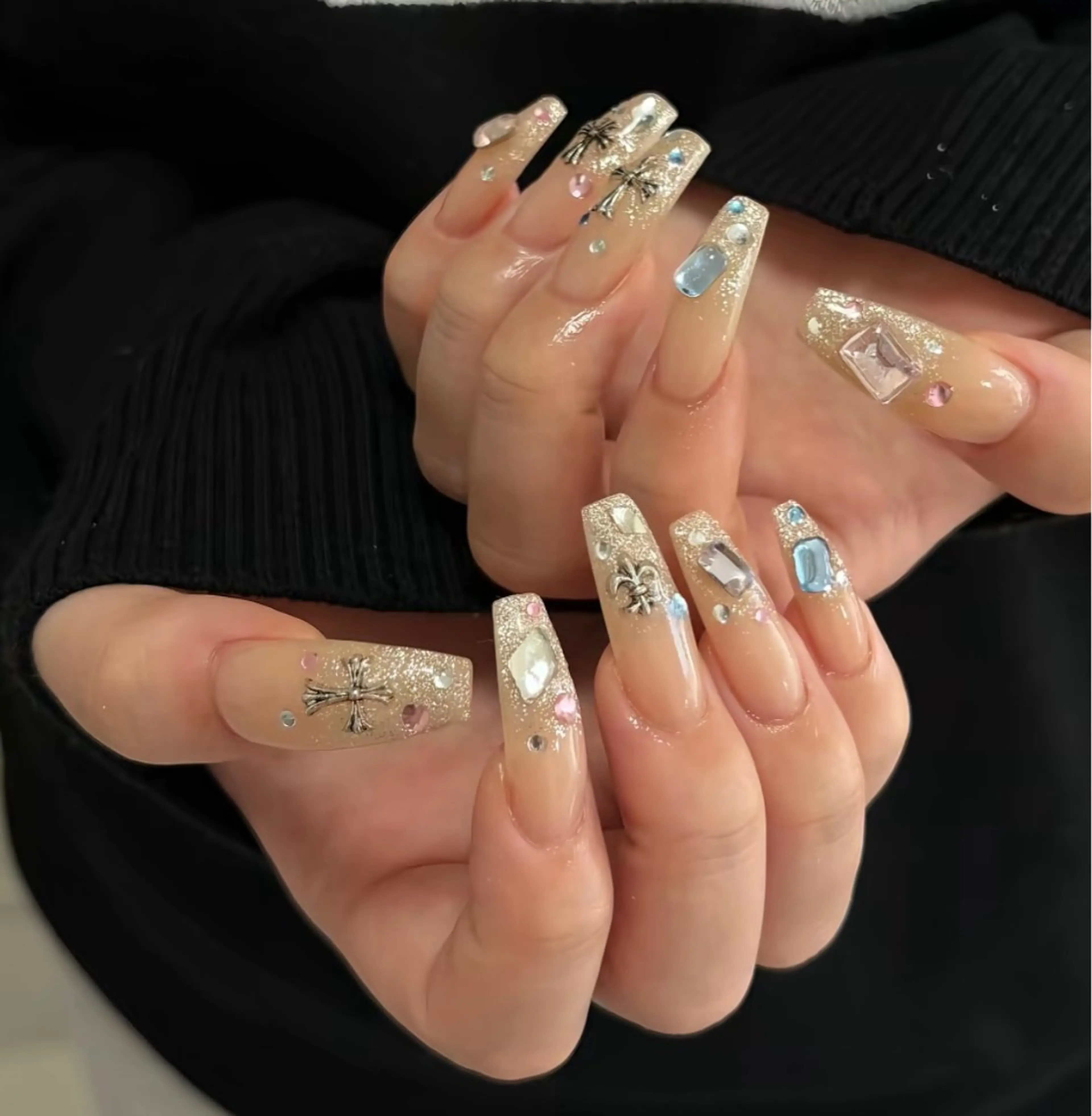 ネイル ハンドネイル NiJi Nailsのネイルデザイン